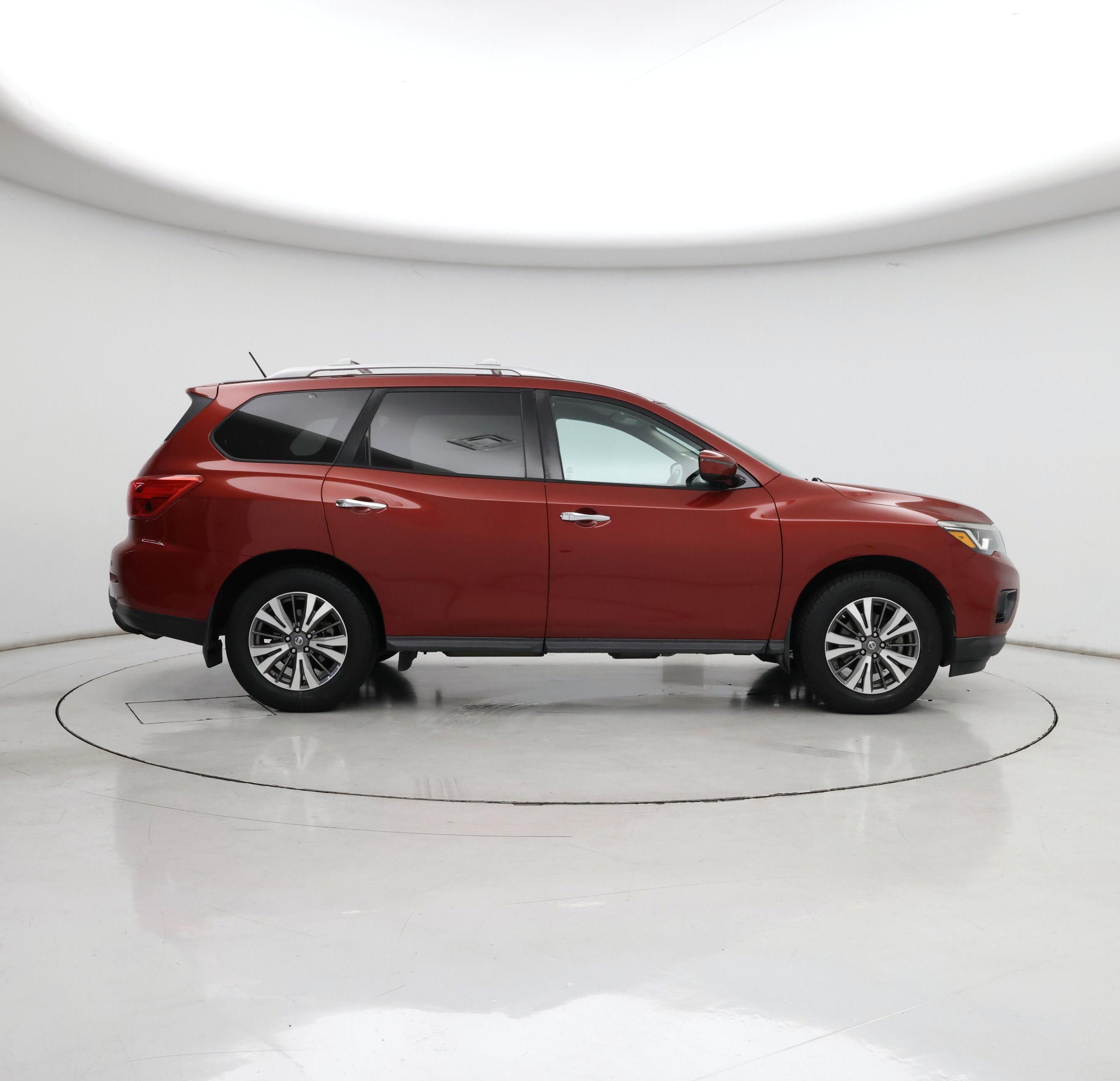 Thumbnail: 2017 Nissan Pathfinder - 7