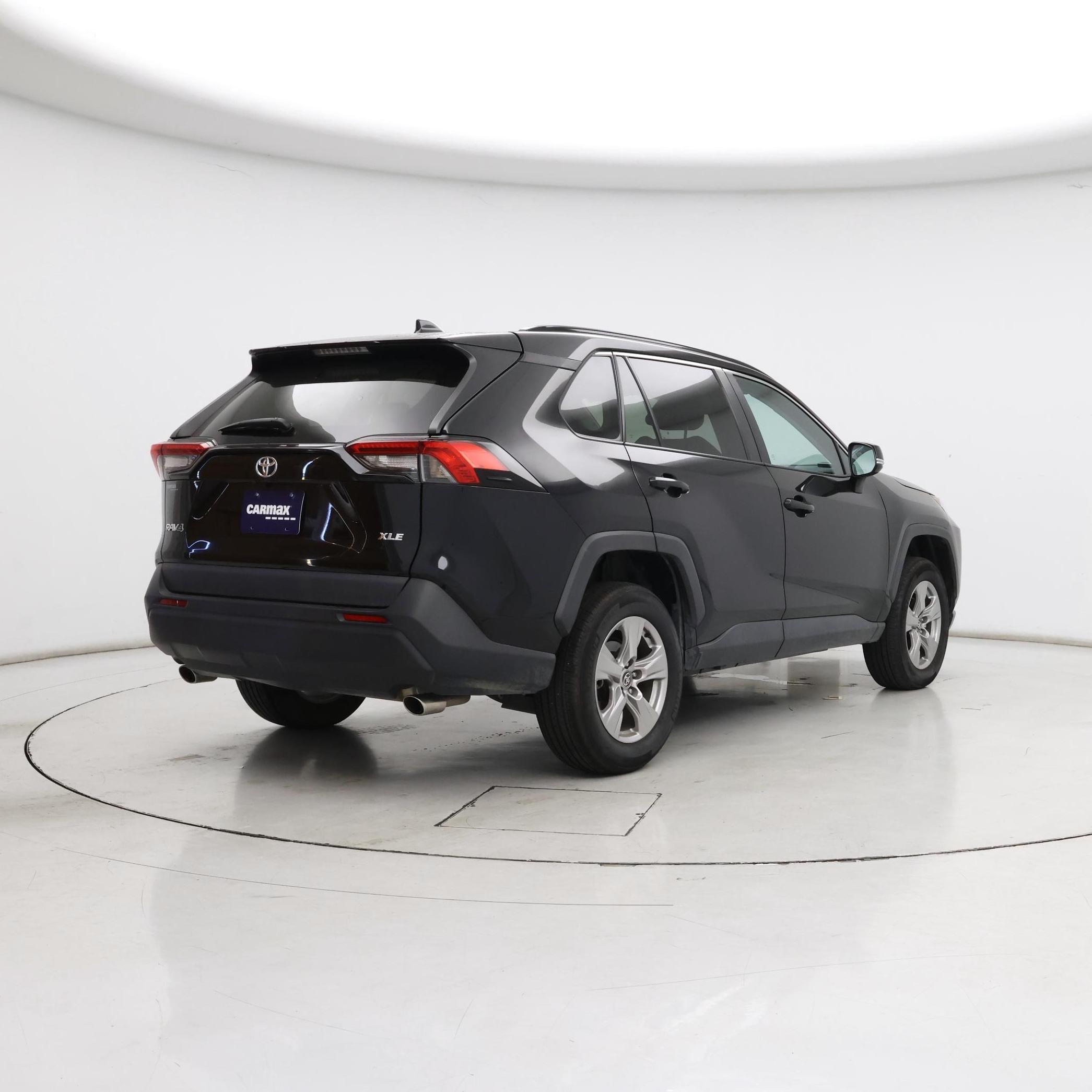 Thumbnail: 2023 Toyota RAV4 - 8