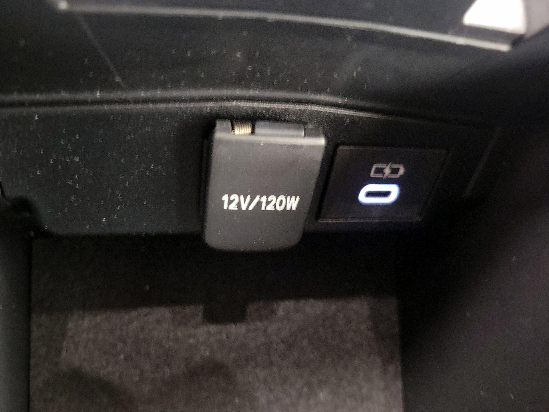 Thumbnail: 2024 Toyota Corolla - 18