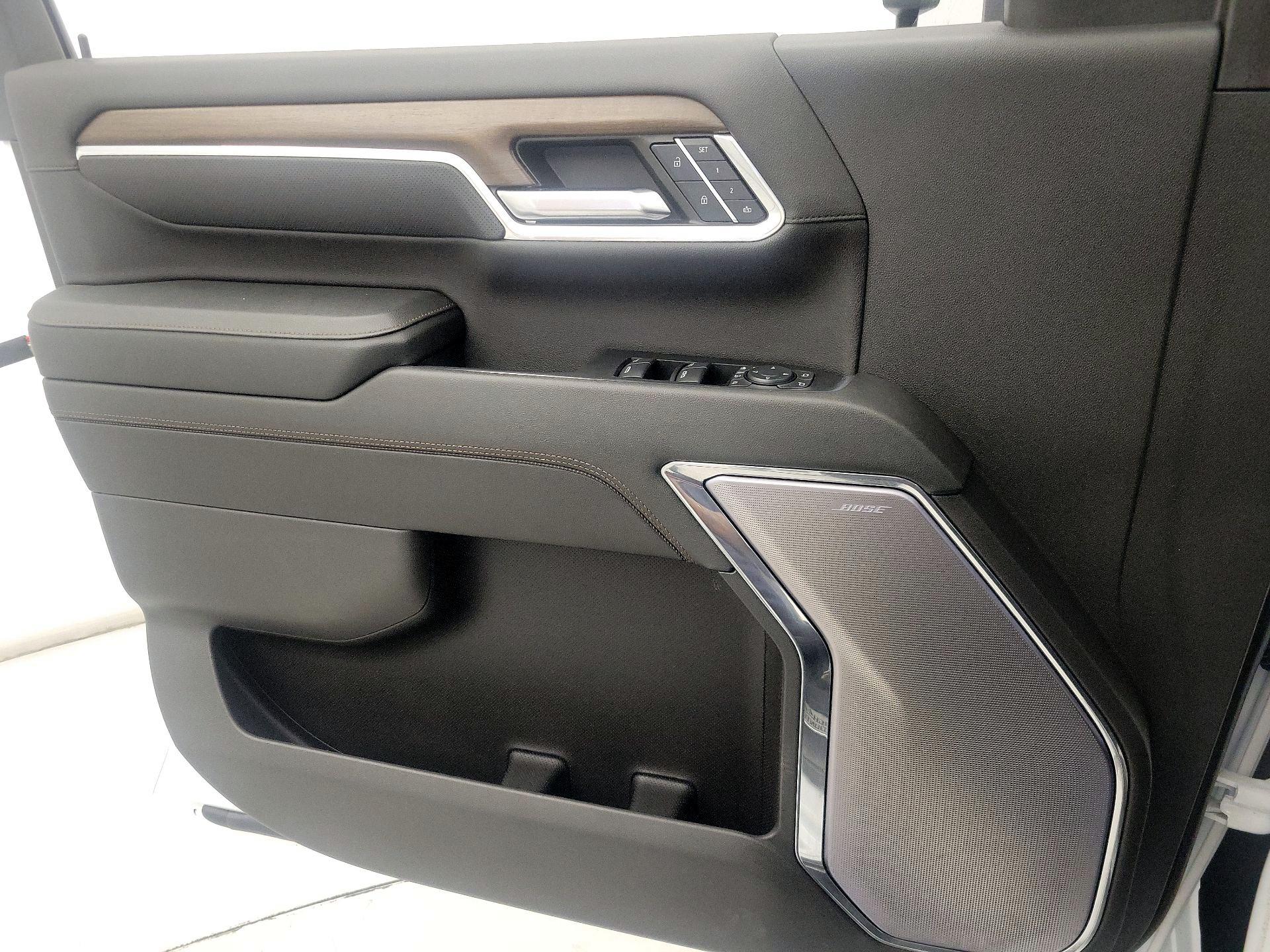 Thumbnail: 2024 Chevrolet Silverado 3500 - 12
