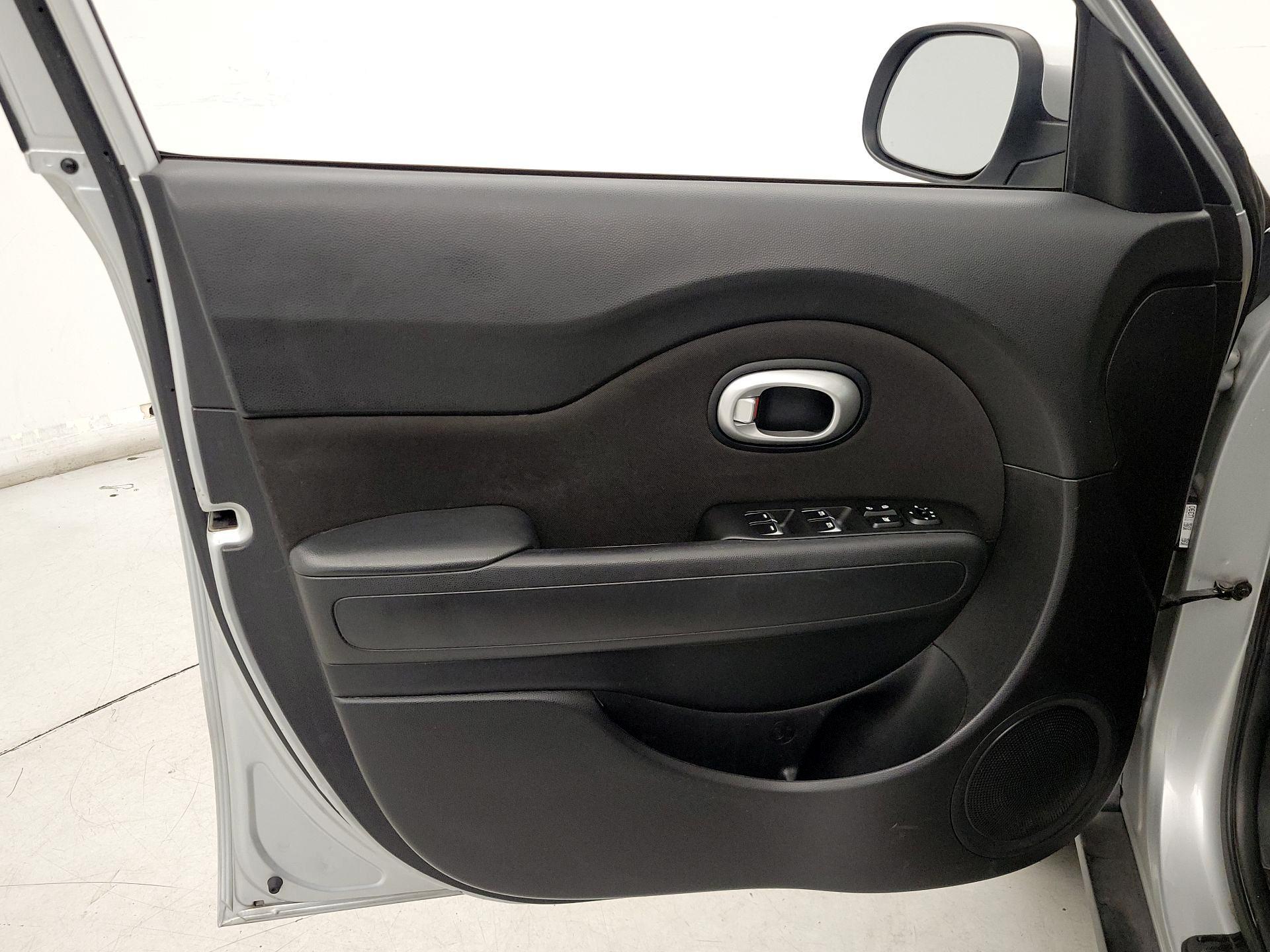 Thumbnail: 2018 Kia Soul - 12