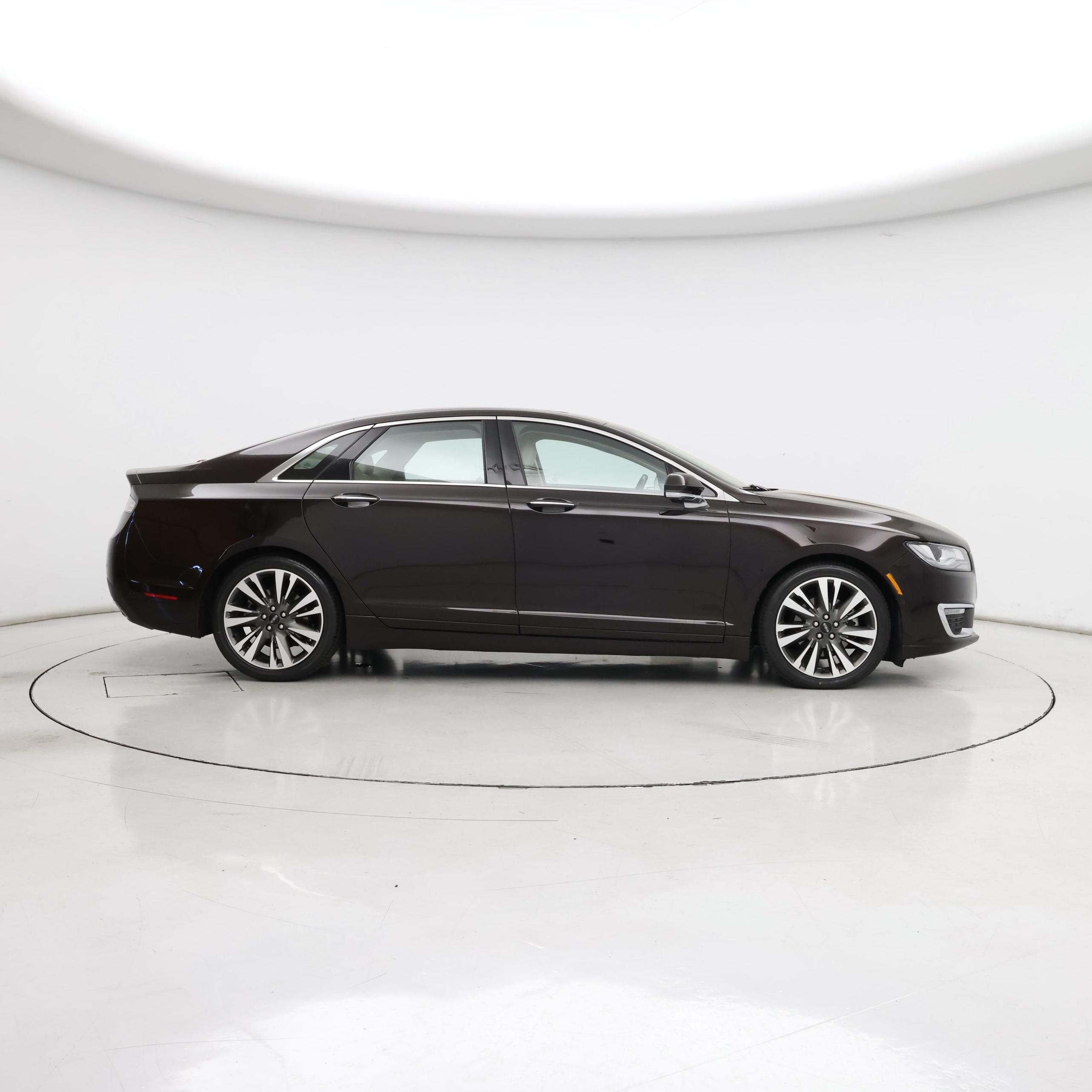Thumbnail: 2020 Lincoln MKZ - 7