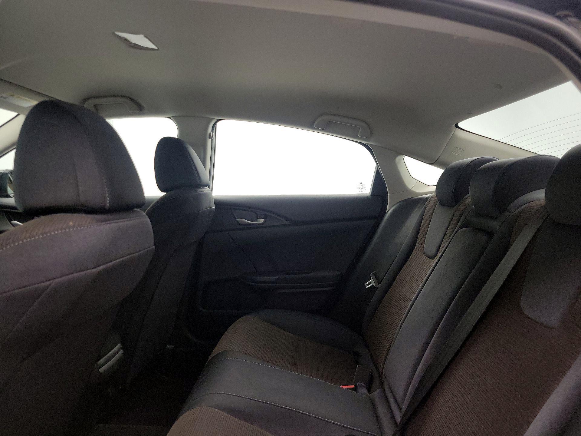 Thumbnail: 2020 Honda Insight - 19