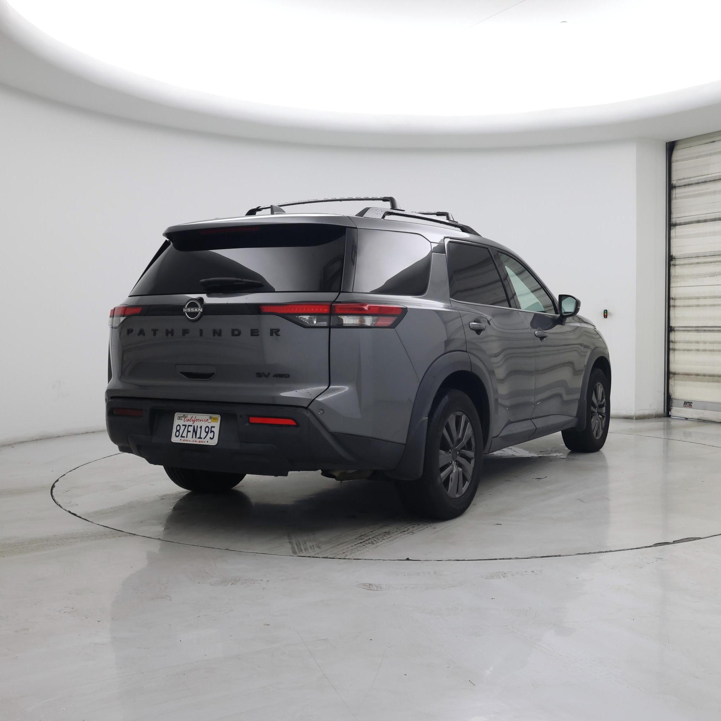 Thumbnail: 2022 Nissan Pathfinder - 8