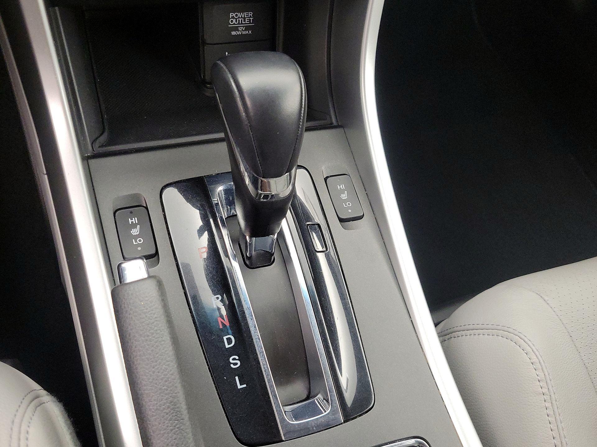 Thumbnail: 2015 Honda Accord - 18