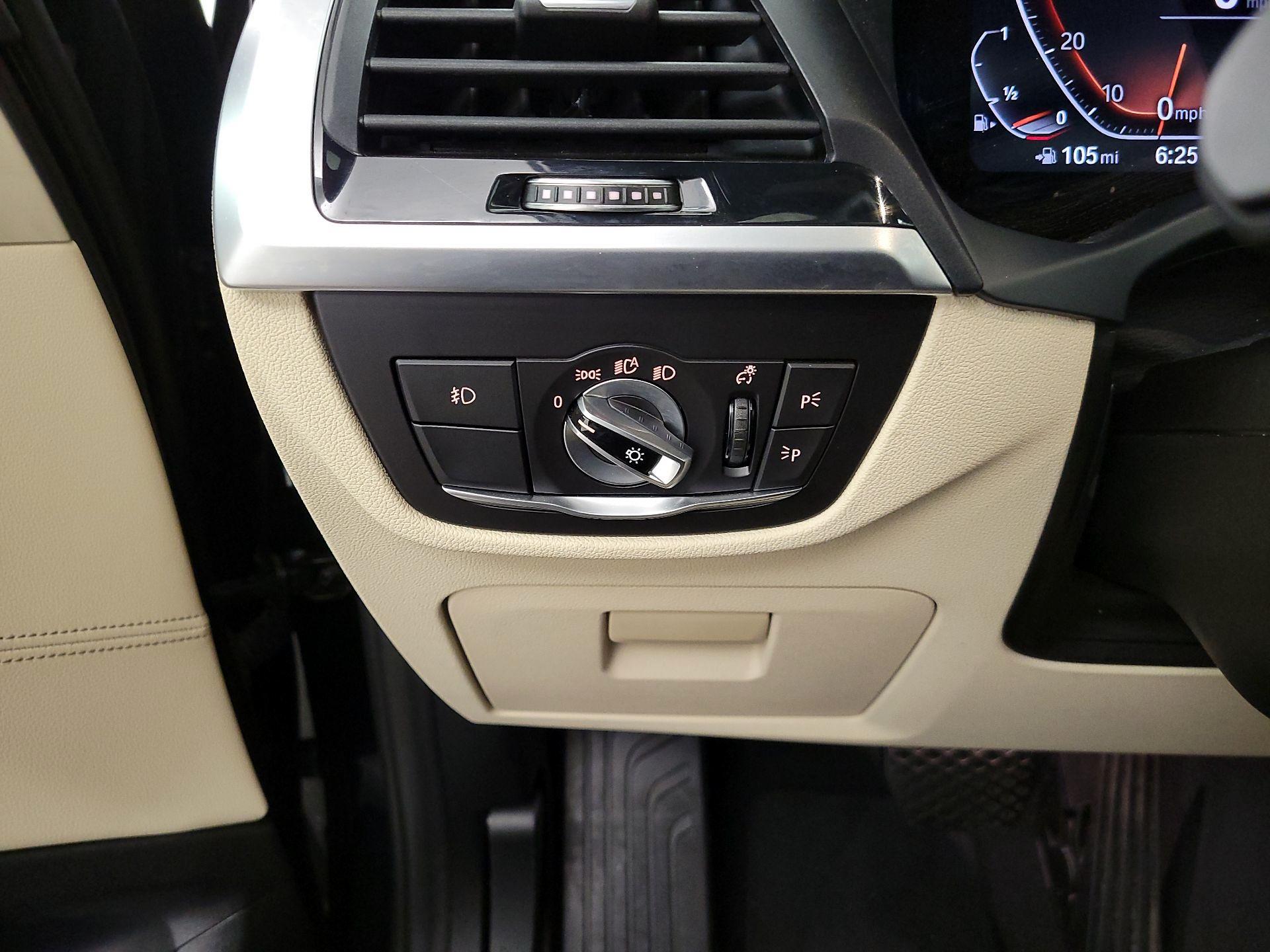 Thumbnail: 2021 BMW X3 - 13