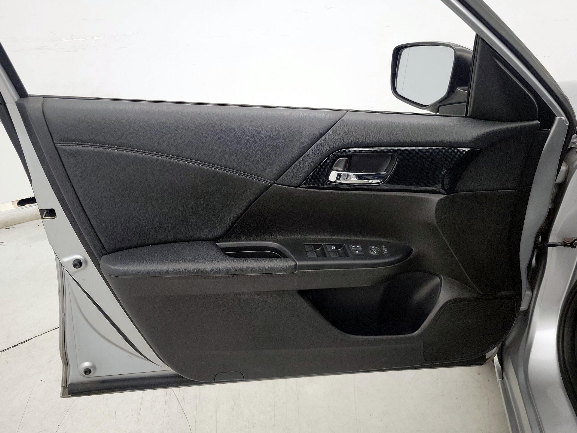 Thumbnail: 2014 Honda Accord - 12