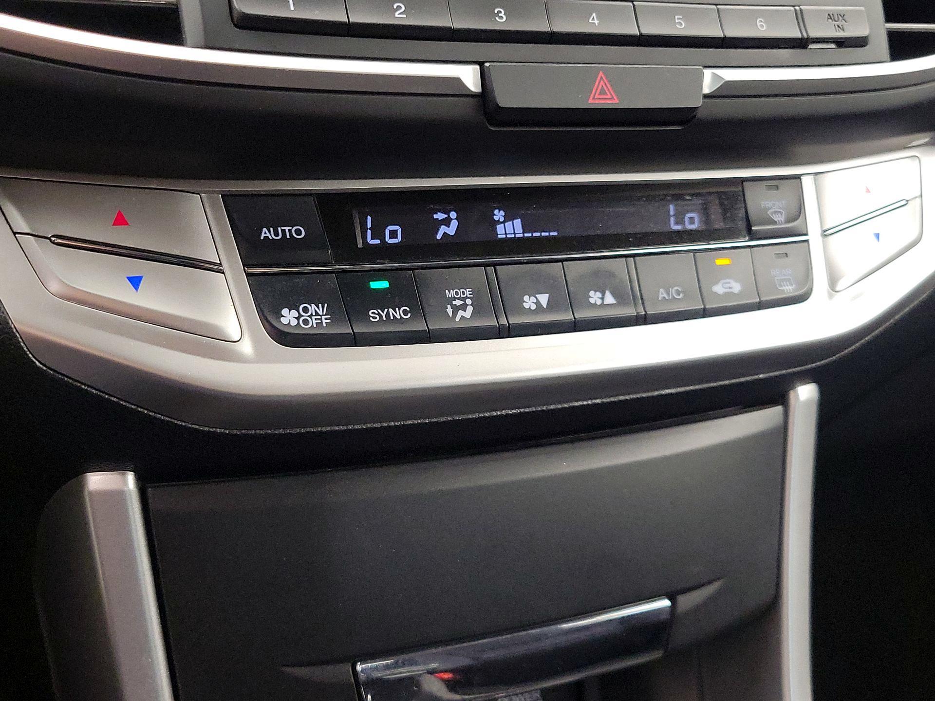 Thumbnail: 2014 Honda Accord - 16