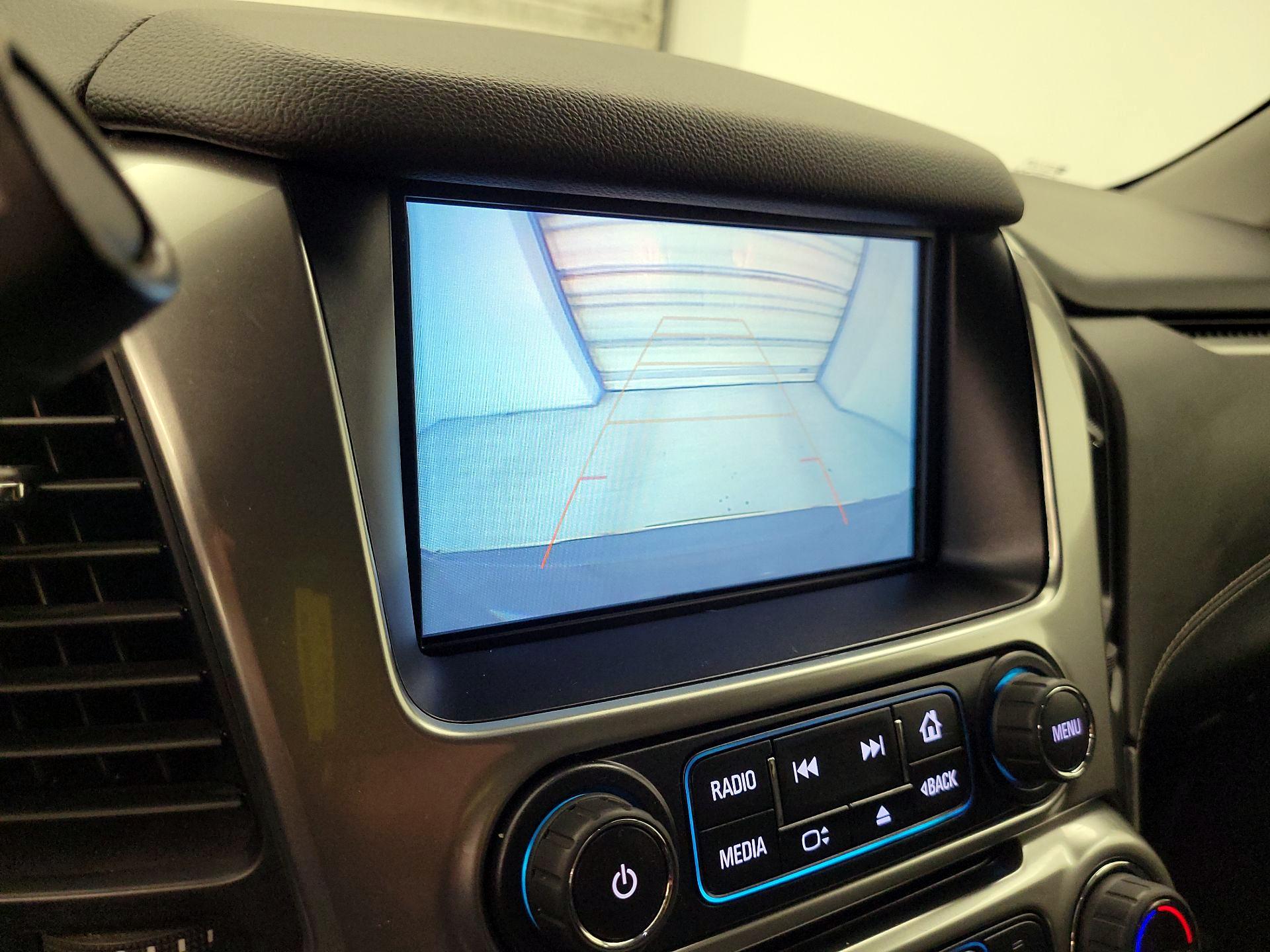 Thumbnail: 2020 Chevrolet Suburban - 15