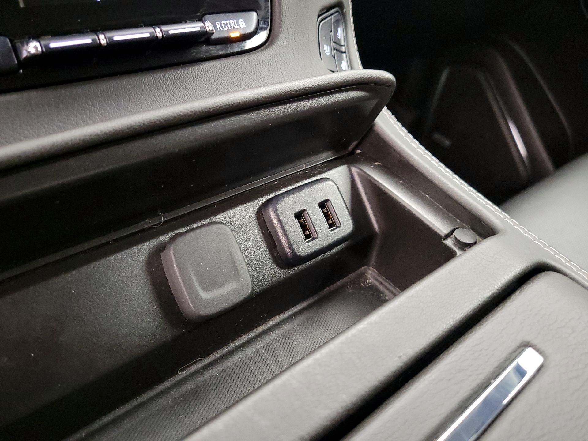 Thumbnail: 2020 Chevrolet Suburban - 19