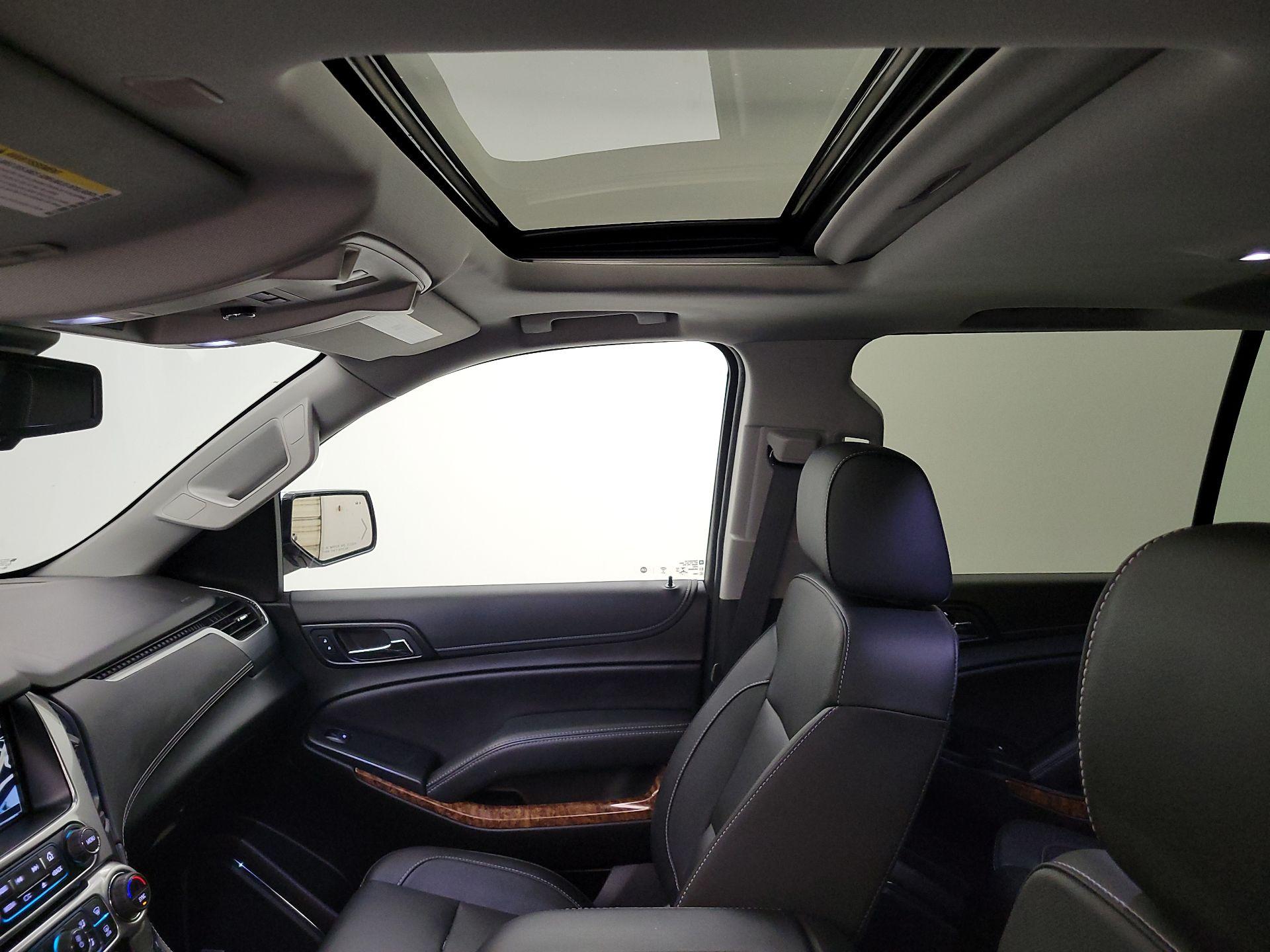 Thumbnail: 2020 Chevrolet Suburban - 20