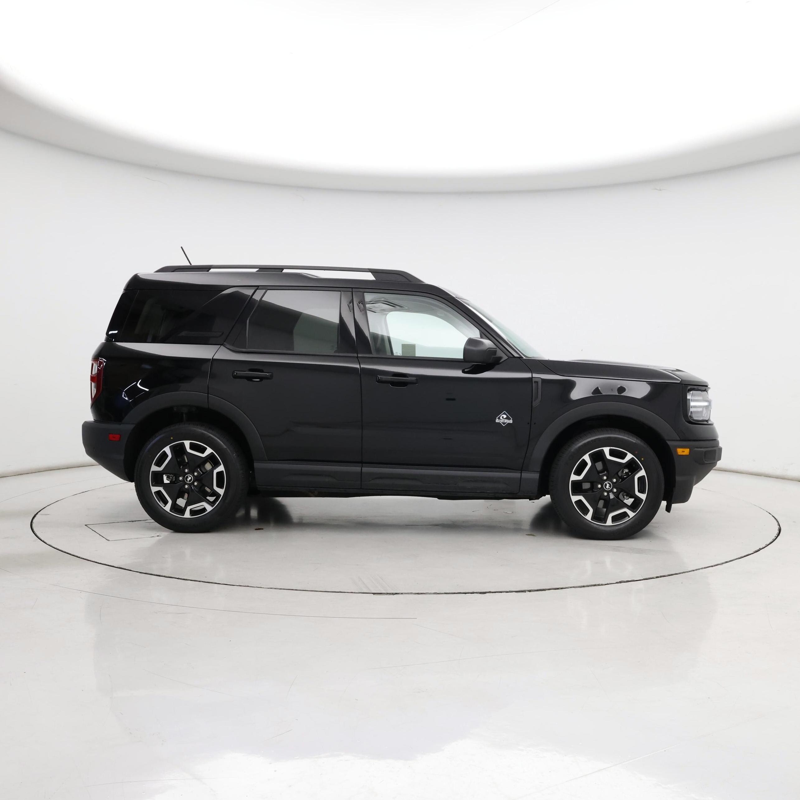 Thumbnail: 2021 Ford Bronco Sport - 7