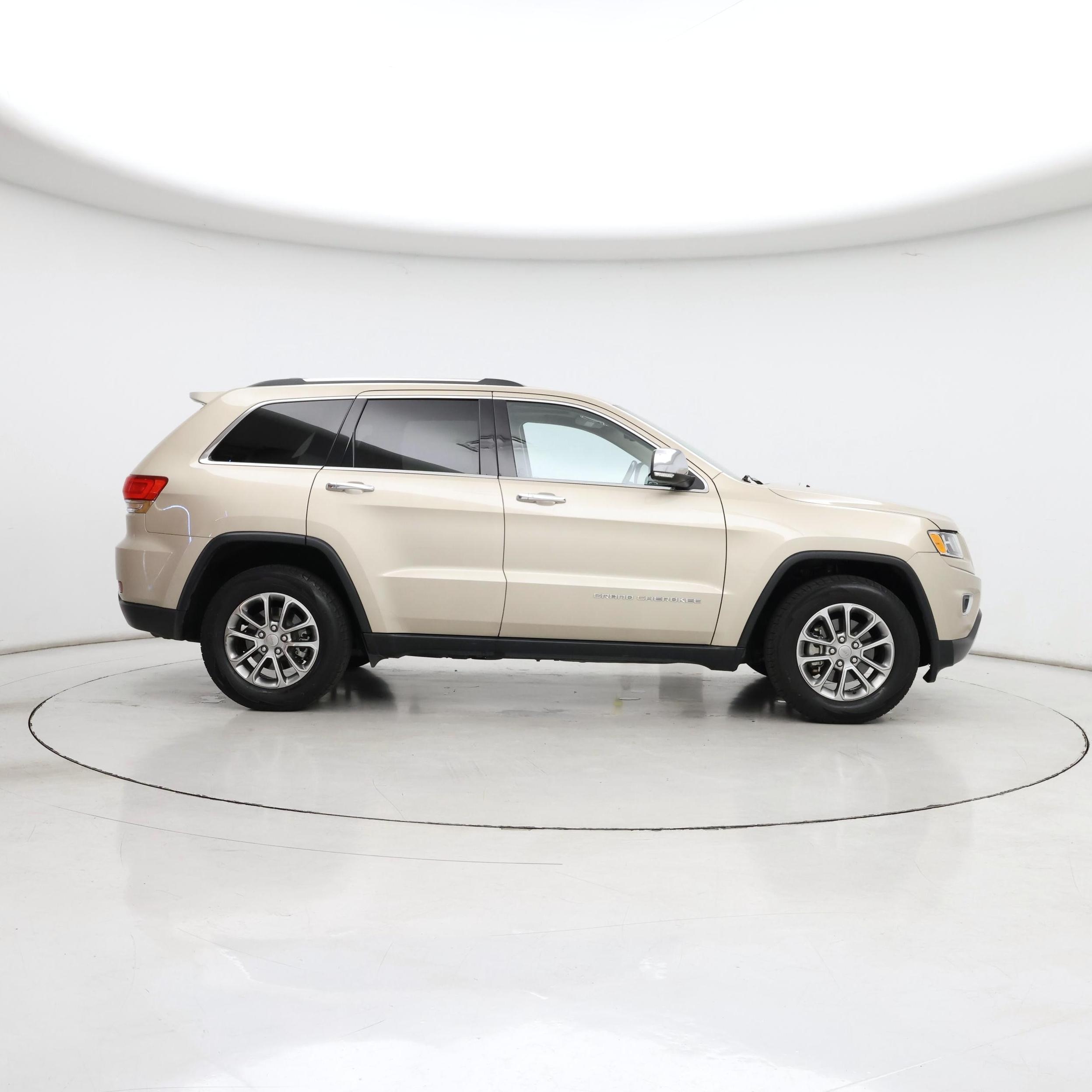 Thumbnail: 2015 Jeep Grand Cherokee - 7