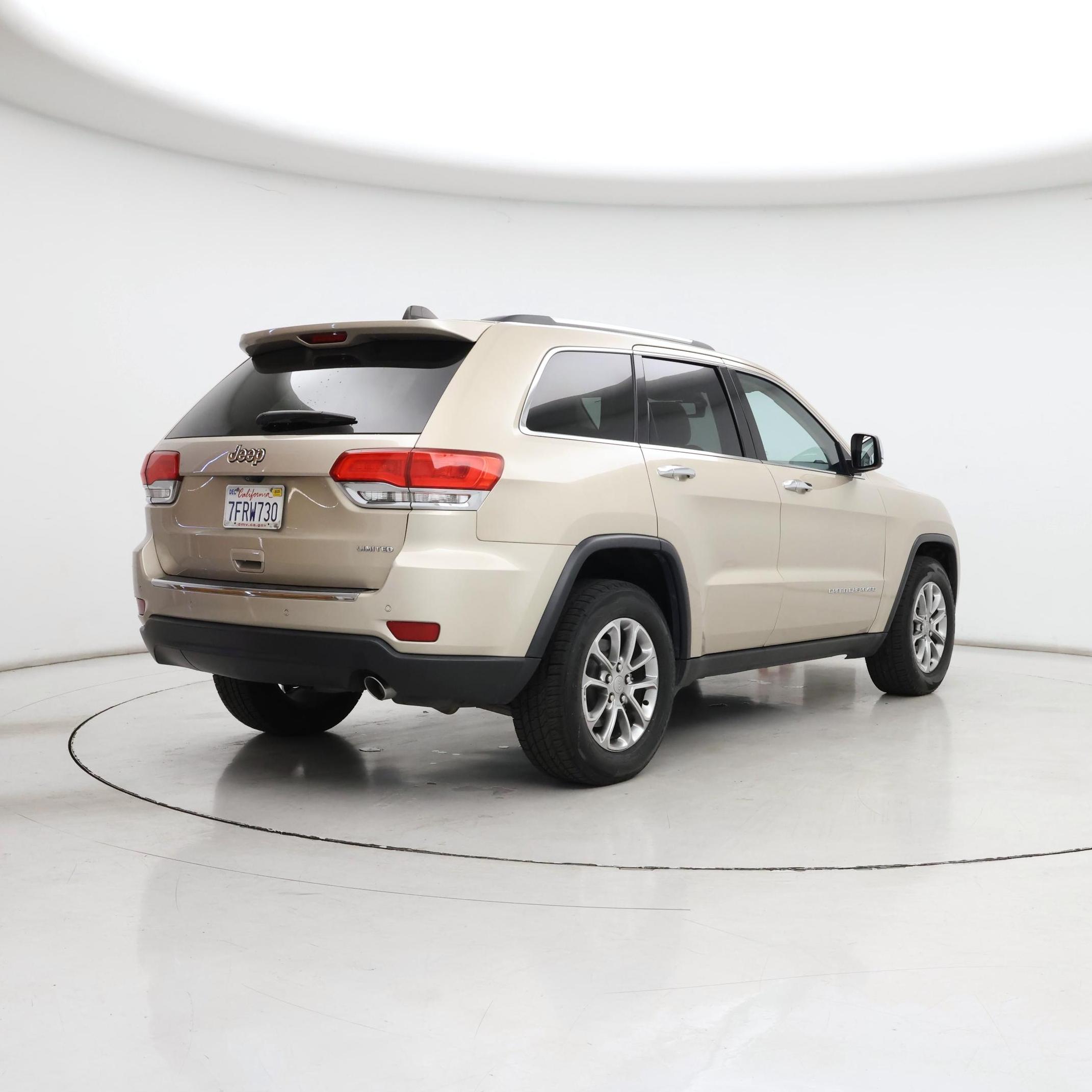 Thumbnail: 2015 Jeep Grand Cherokee - 8