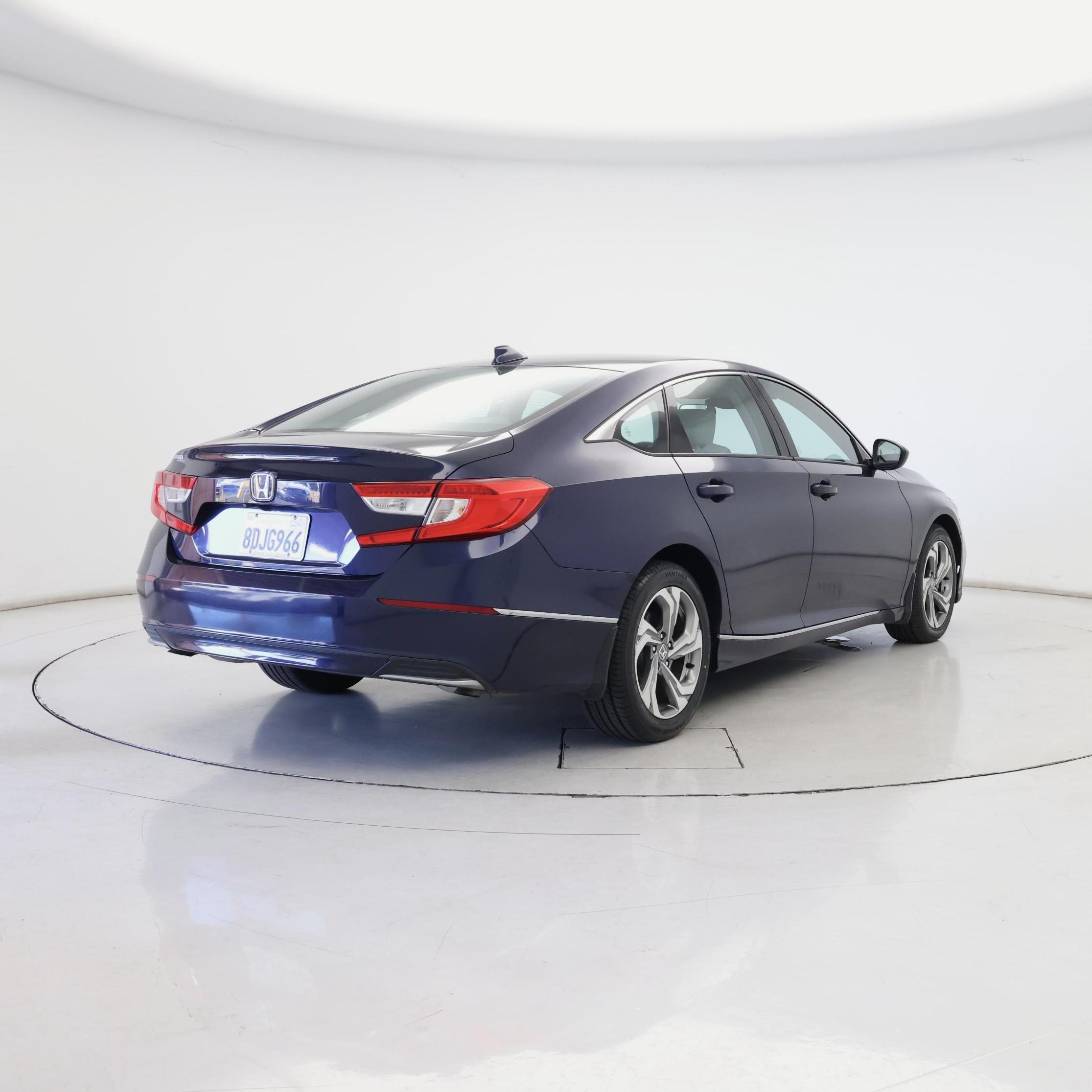 Thumbnail: 2018 Honda Accord - 8