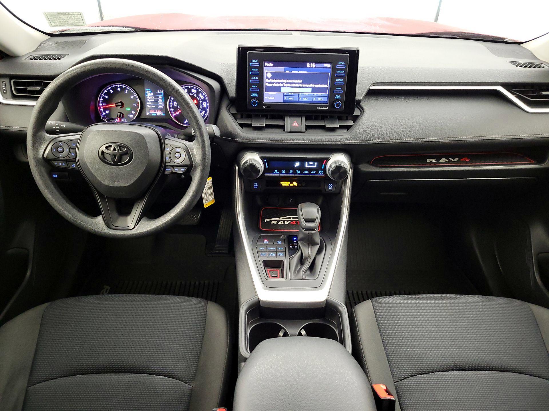 Thumbnail: 2021 Toyota RAV4 - 9