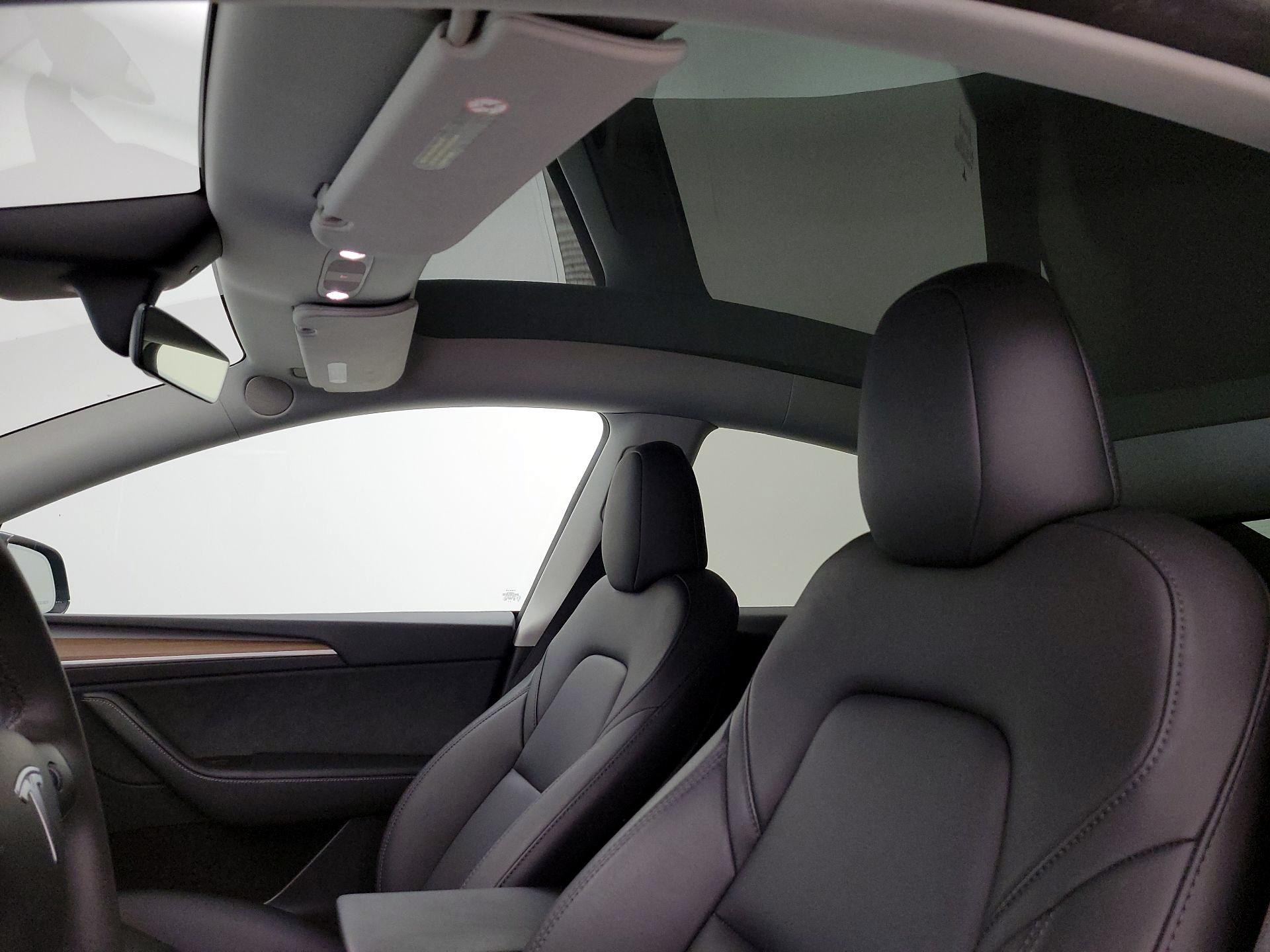 Thumbnail: 2024 Tesla Model Y - 18