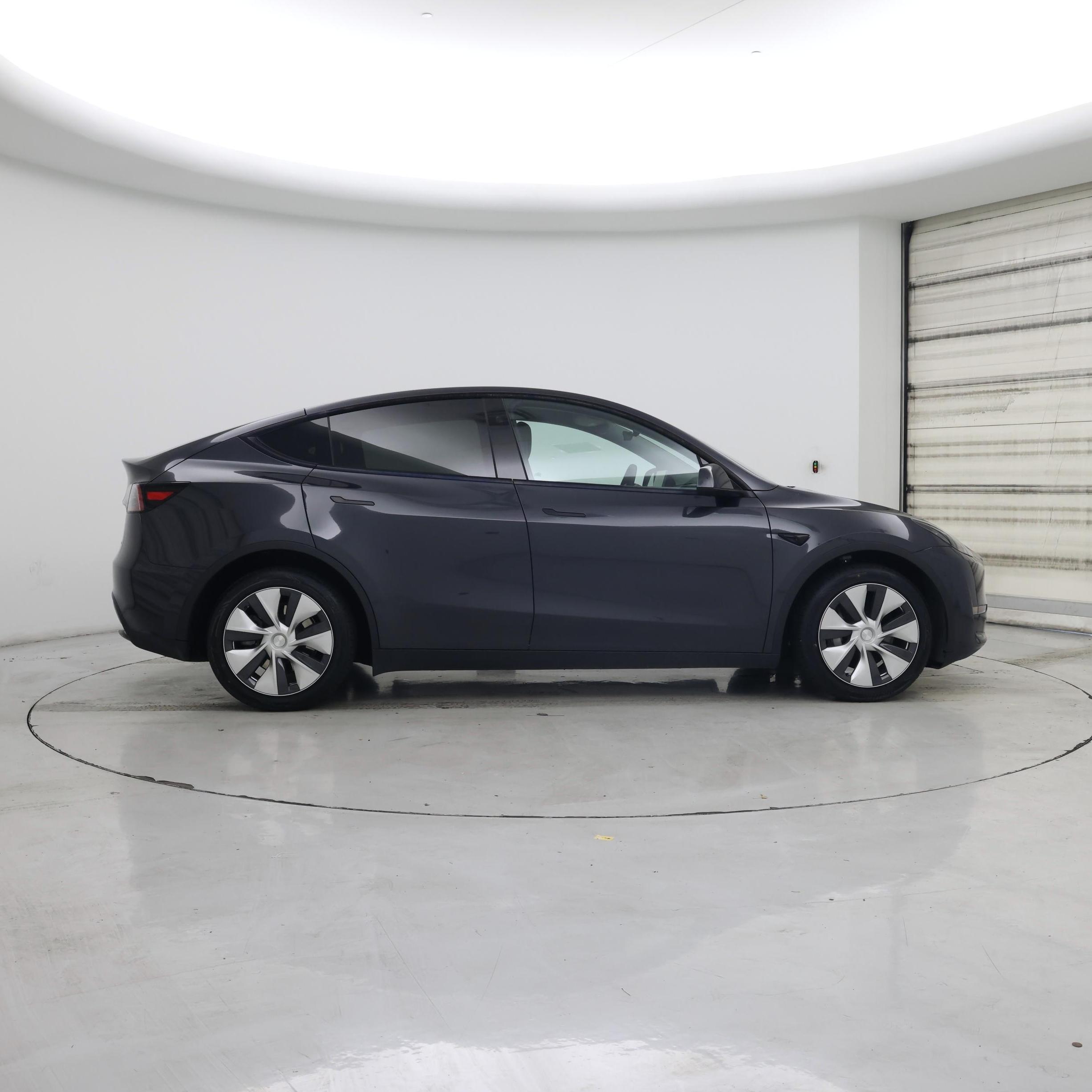 Thumbnail: 2024 Tesla Model Y - 7