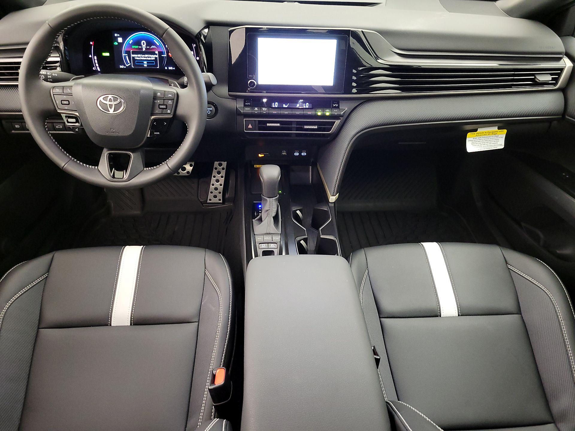 Thumbnail: 2025 Toyota Camry - 9