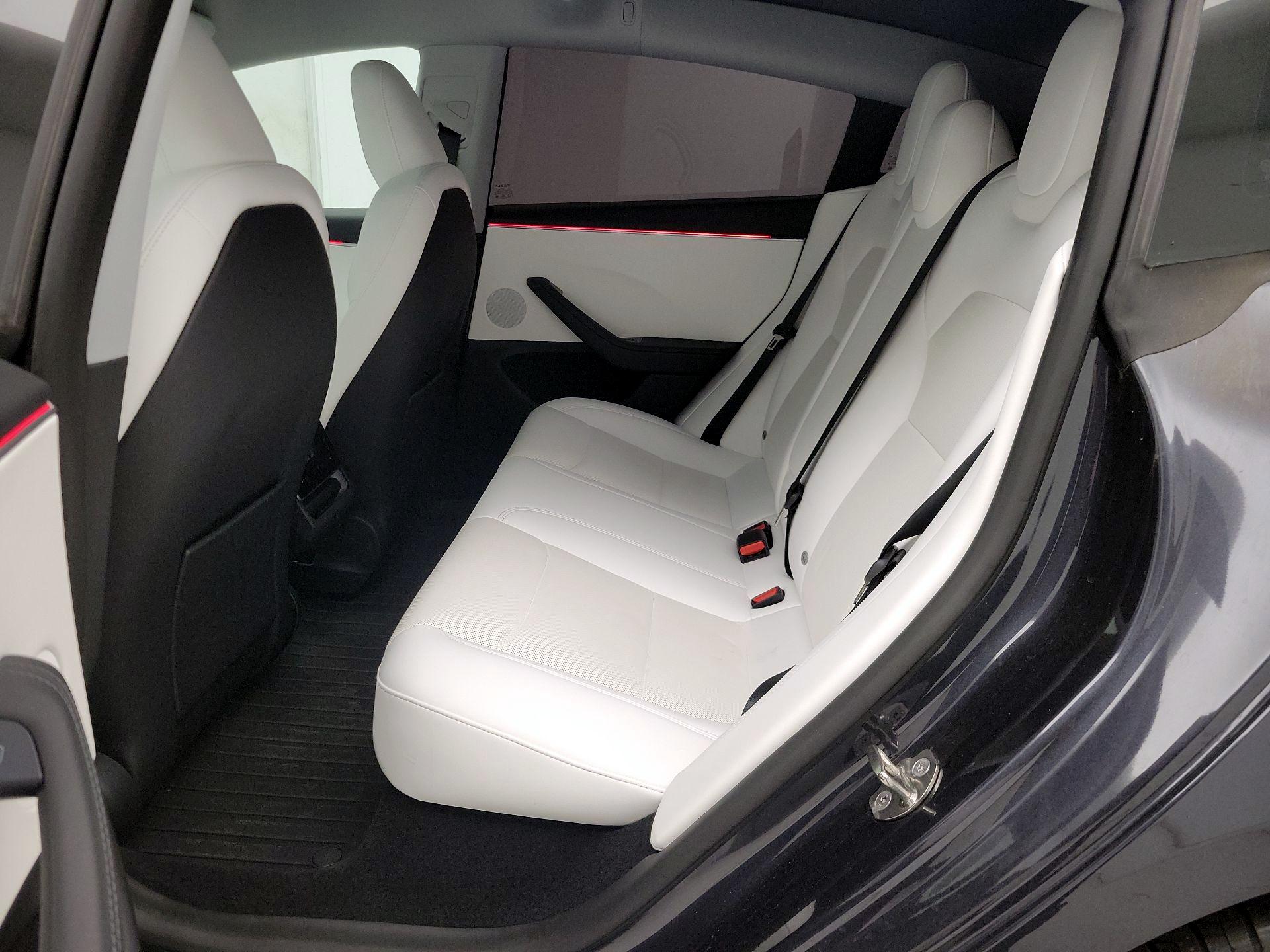 Thumbnail: 2024 Tesla Model 3 - 20