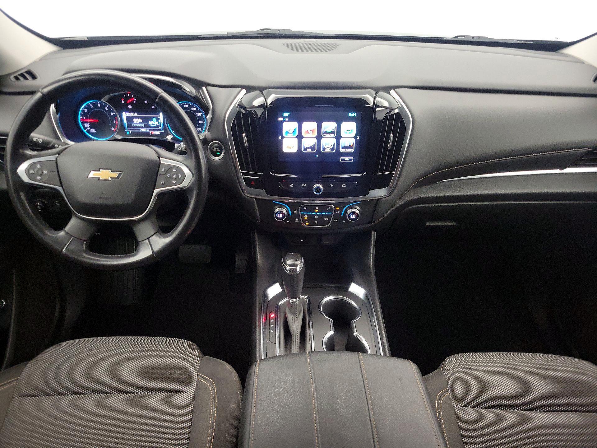 Thumbnail: 2018 Chevrolet Traverse - 9