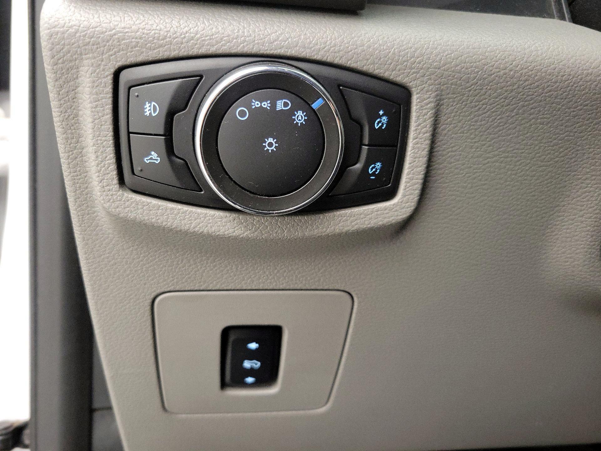 Thumbnail: 2017 Ford F-150 - 13