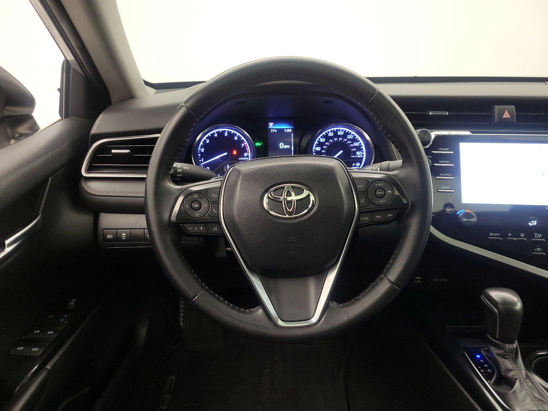 Thumbnail: 2019 Toyota Camry - 10