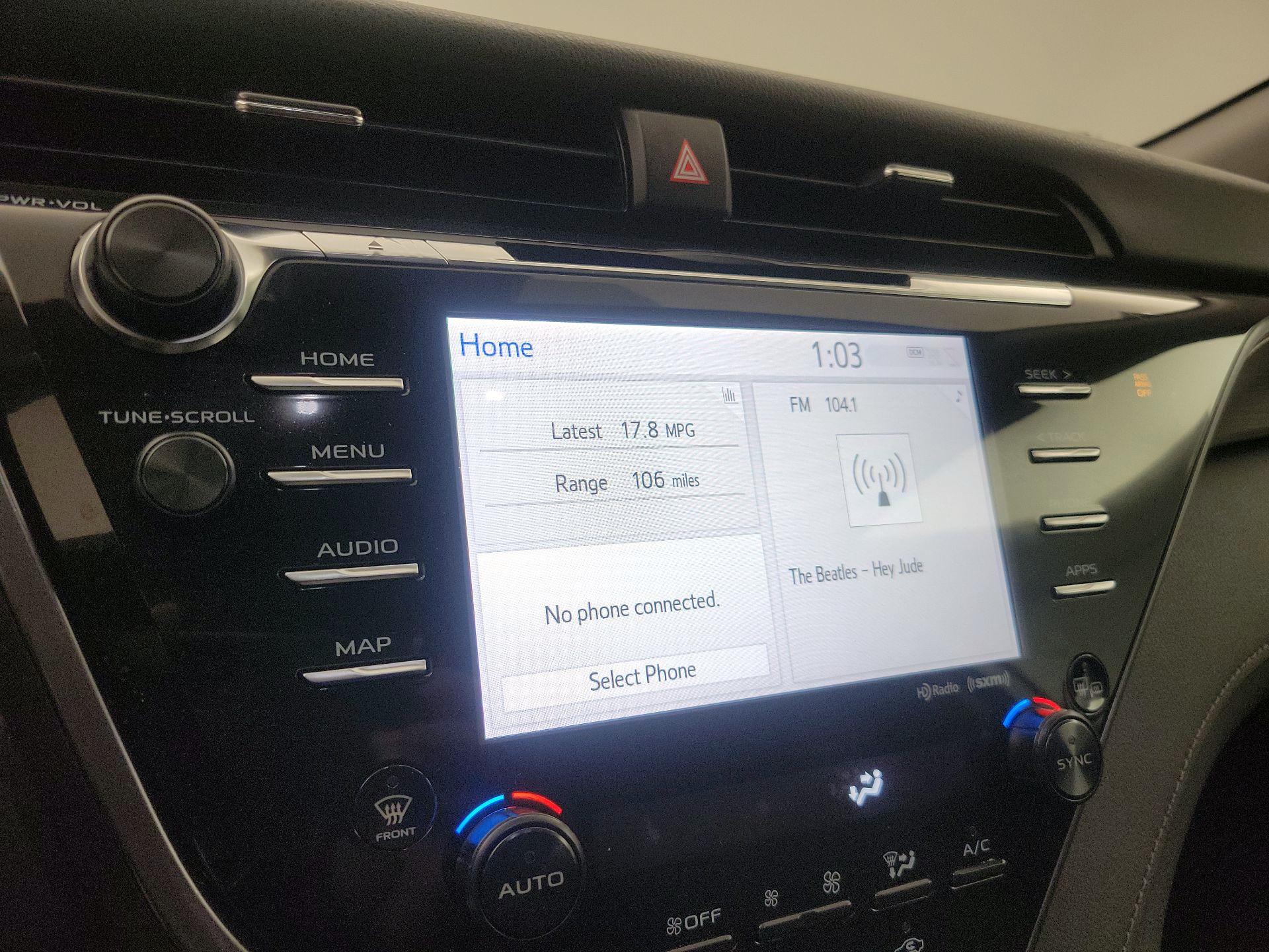 Thumbnail: 2019 Toyota Camry - 15