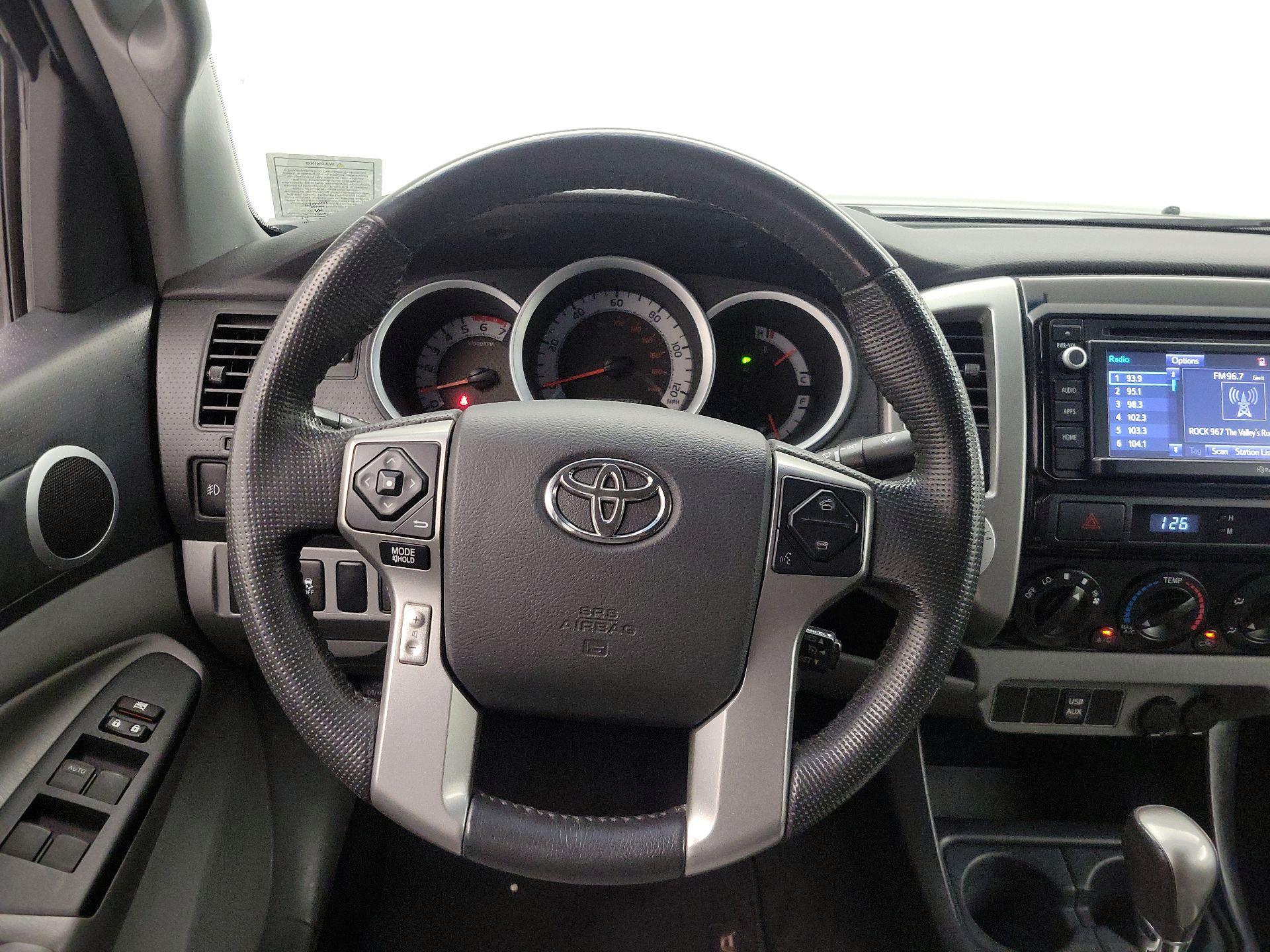 Thumbnail: 2014 Toyota Tacoma - 10