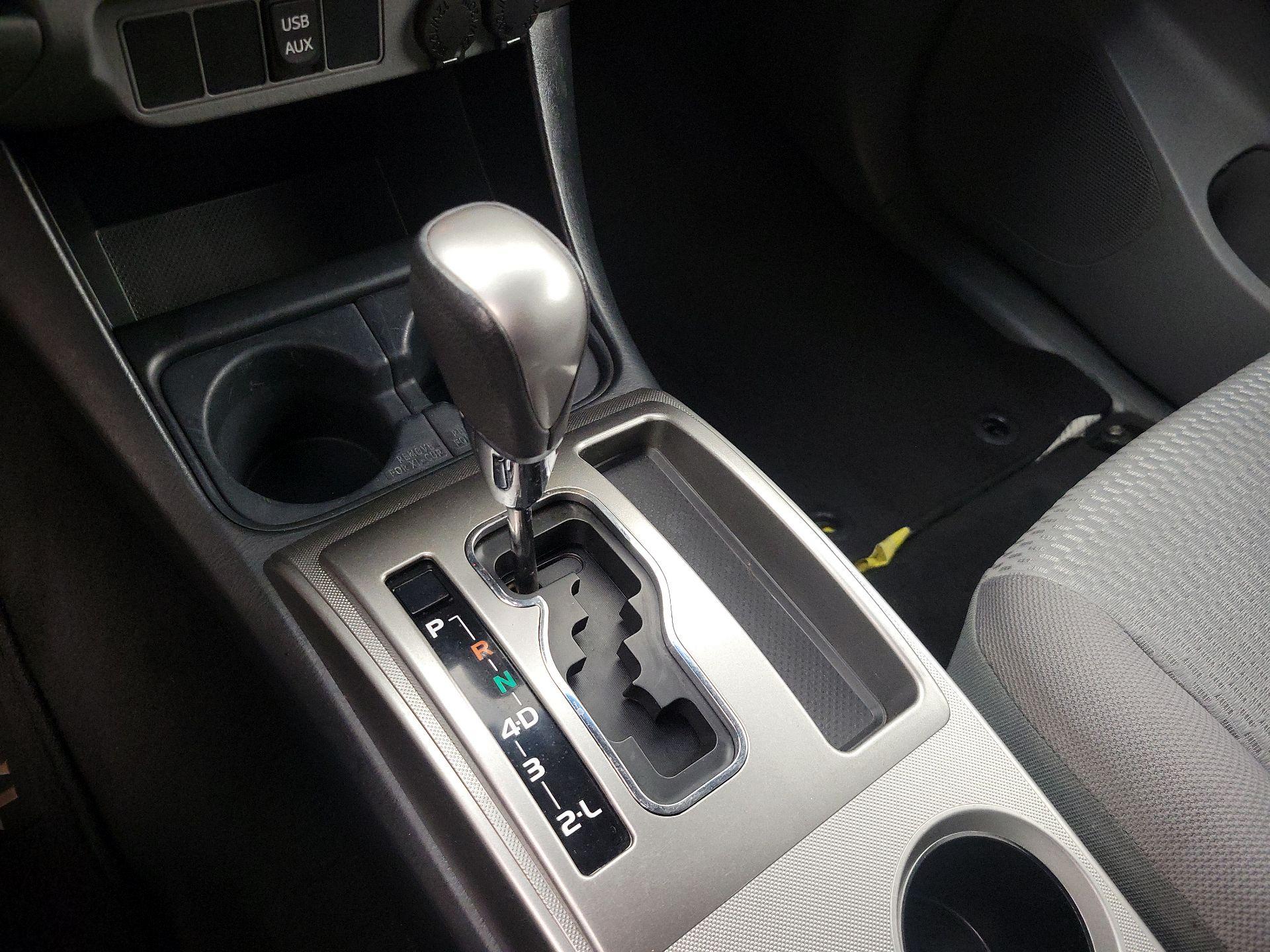 Thumbnail: 2014 Toyota Tacoma - 17