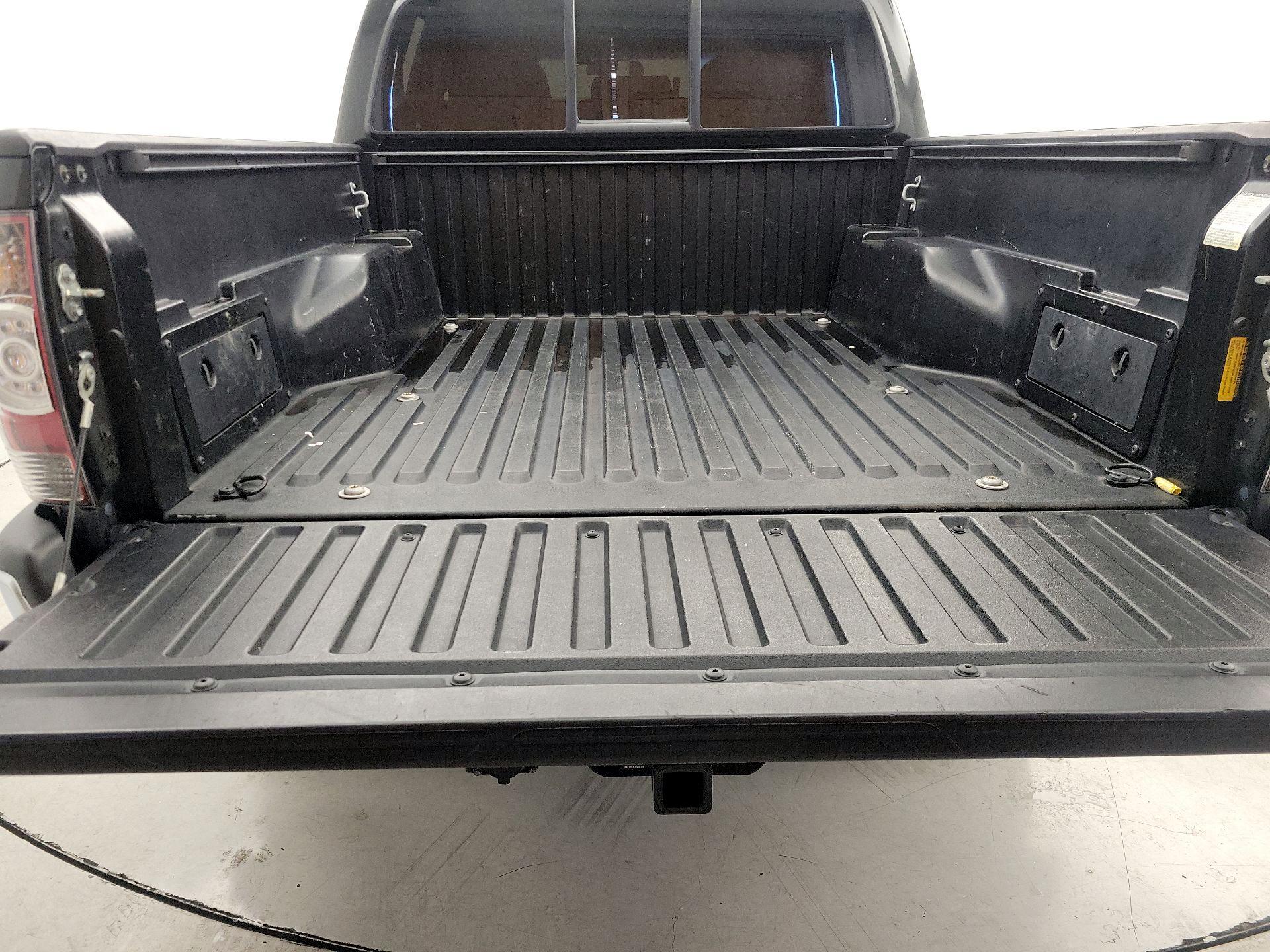 Thumbnail: 2014 Toyota Tacoma - 20