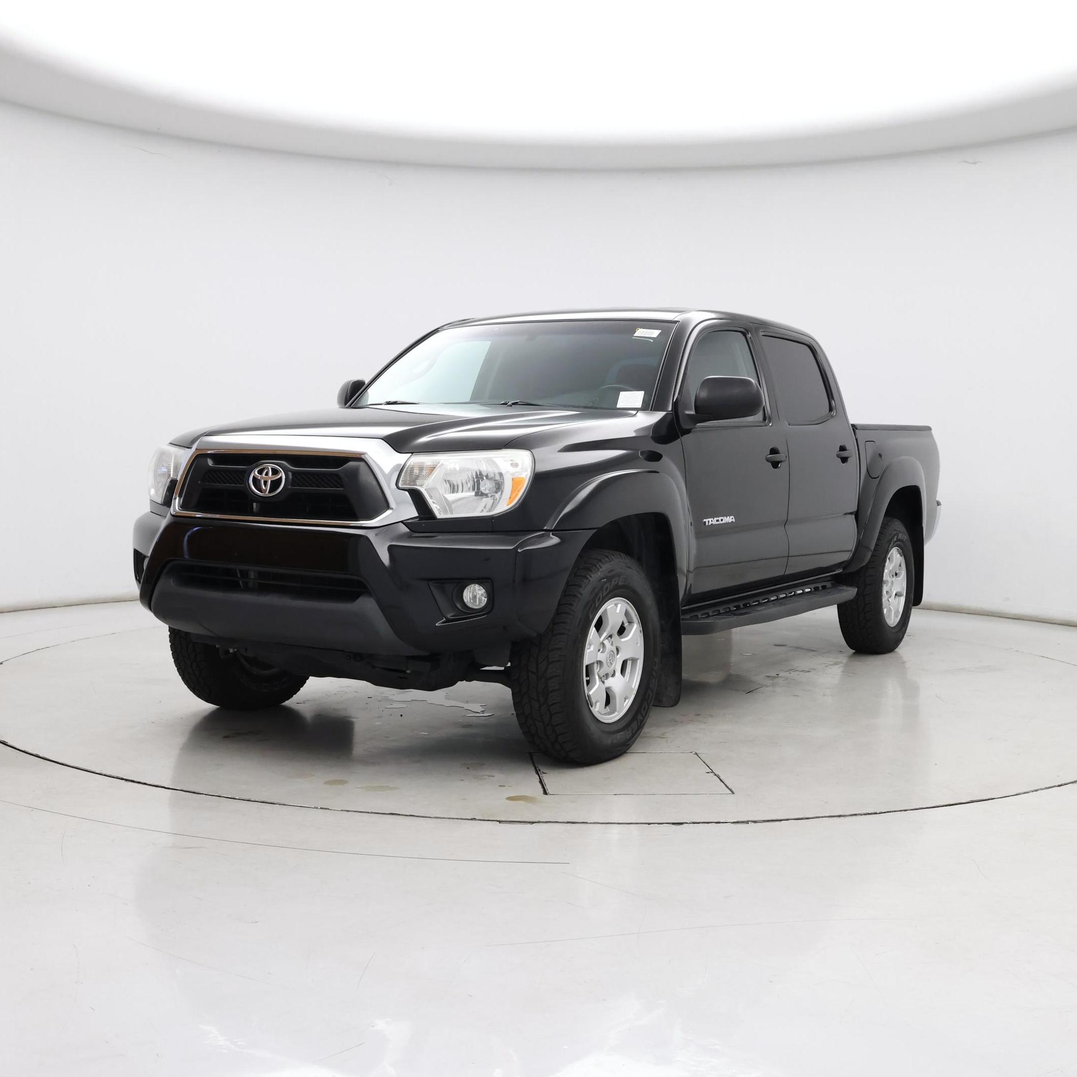 Thumbnail: 2014 Toyota Tacoma - 4