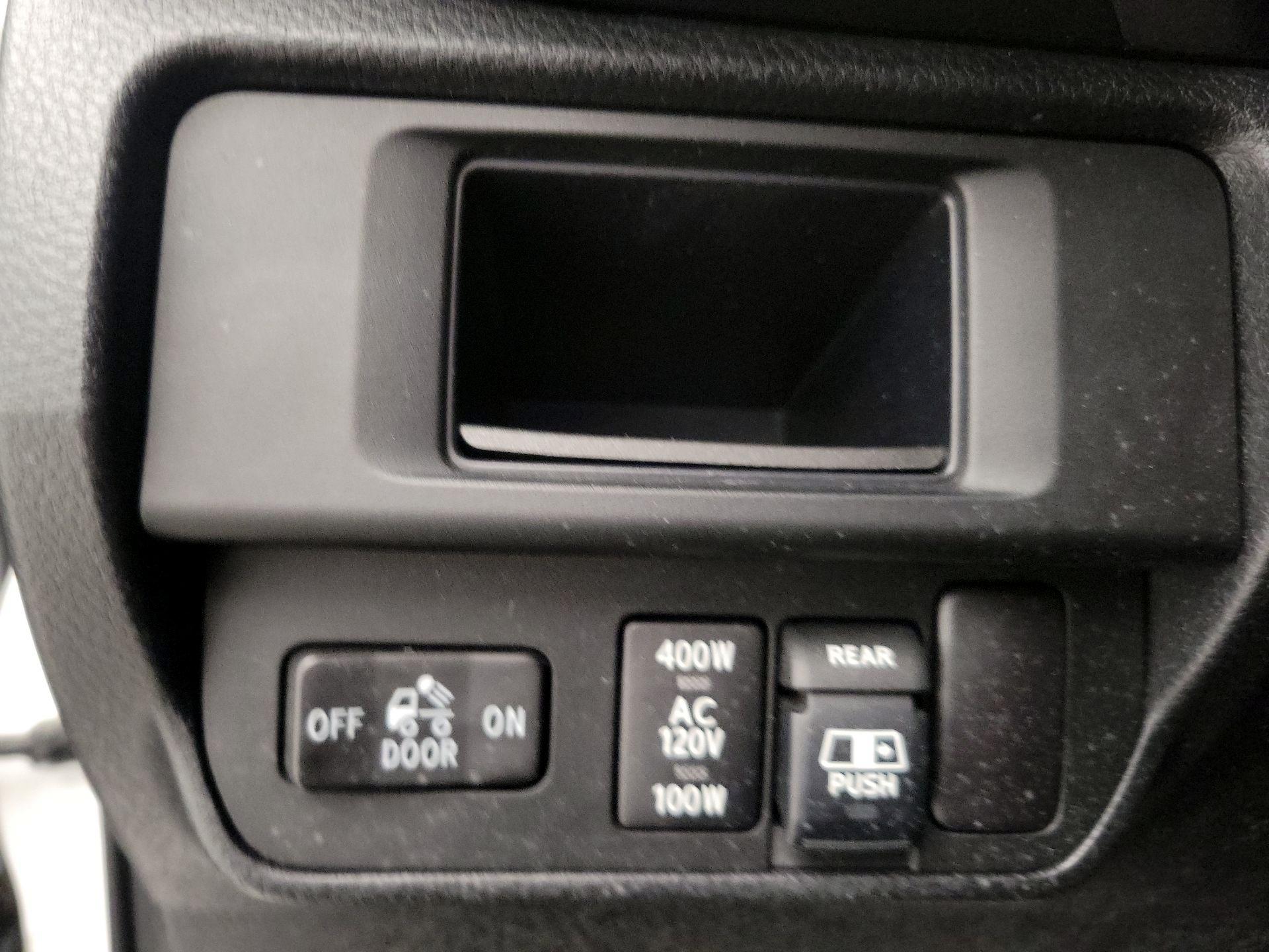 Thumbnail: 2017 Toyota Tacoma - 13