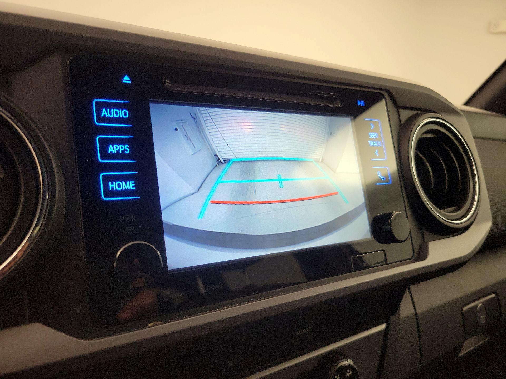 Thumbnail: 2017 Toyota Tacoma - 14