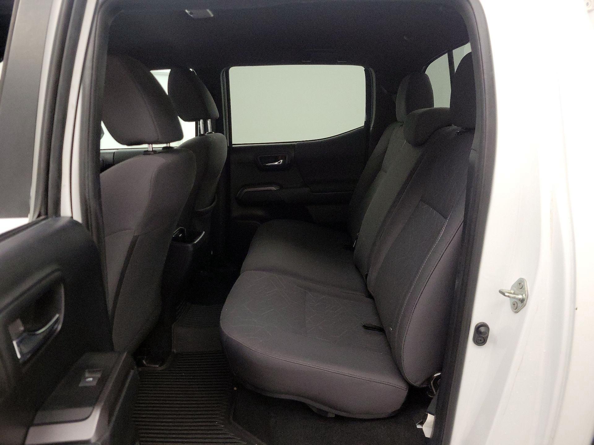 Thumbnail: 2017 Toyota Tacoma - 19