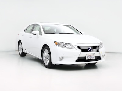 White 2014 Lexus ES 300h