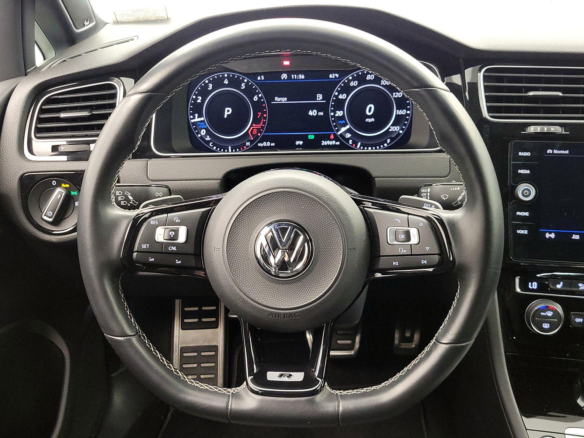 Thumbnail: 2018 Volkswagen Golf - 10