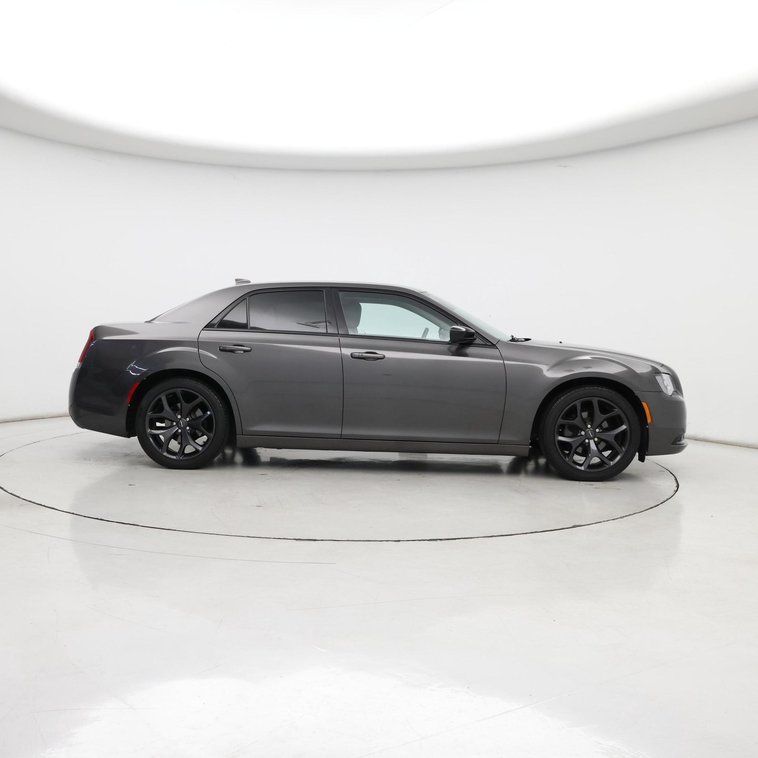 Thumbnail: 2020 Chrysler 300 - 7
