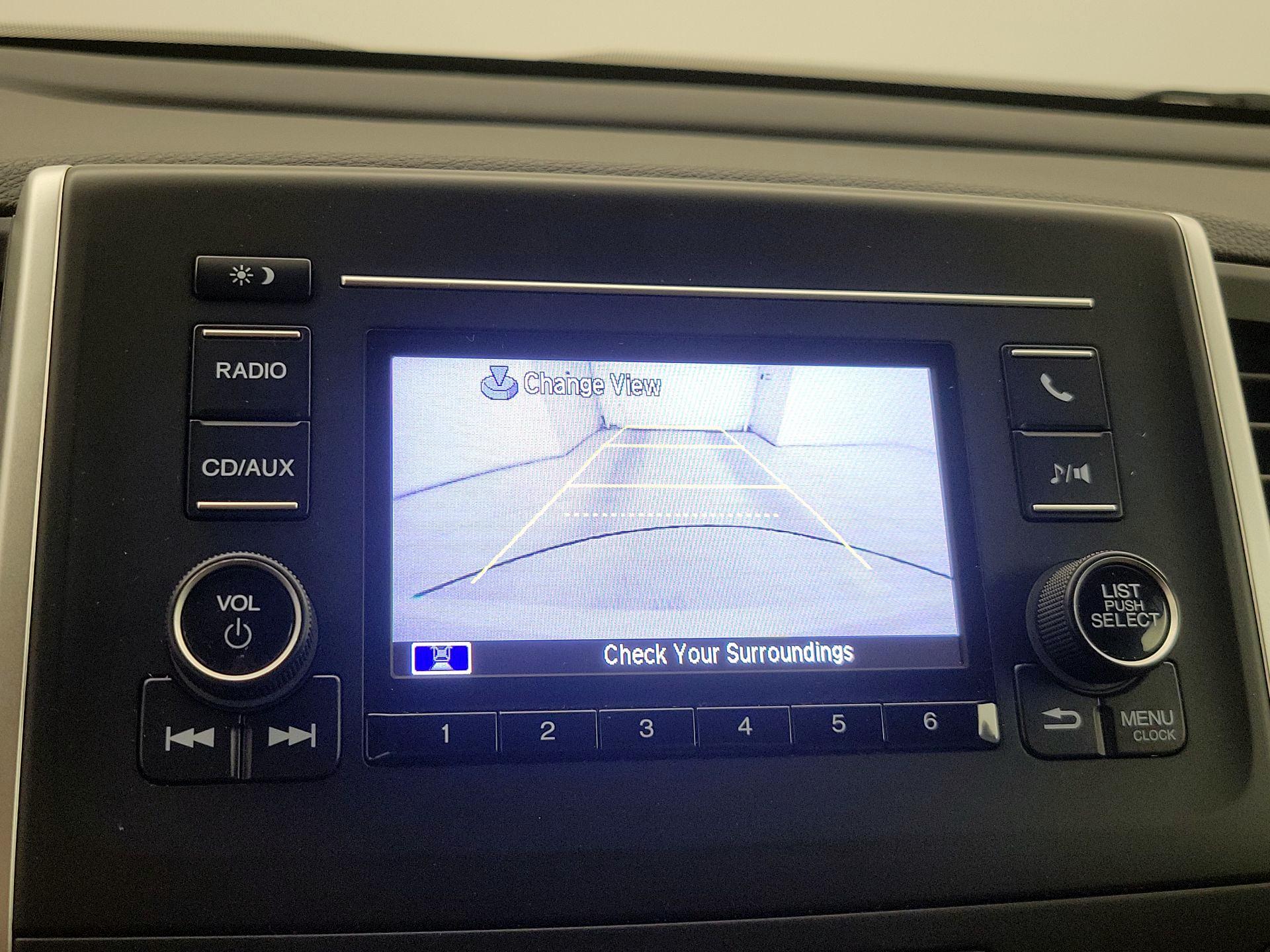Thumbnail: 2016 Honda Pilot - 14