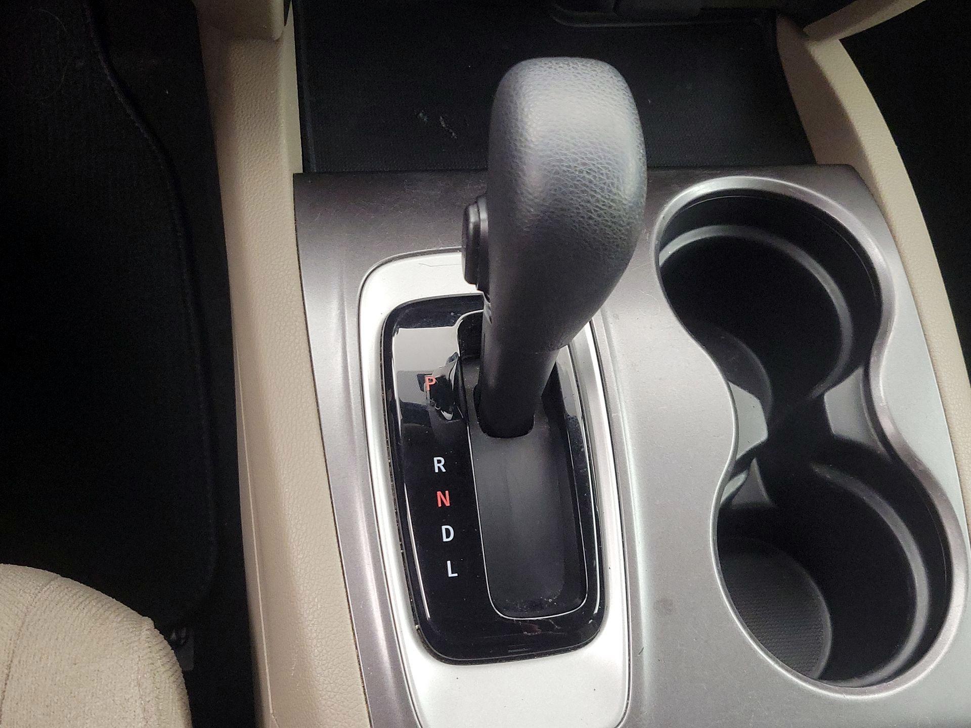 Thumbnail: 2016 Honda Pilot - 17