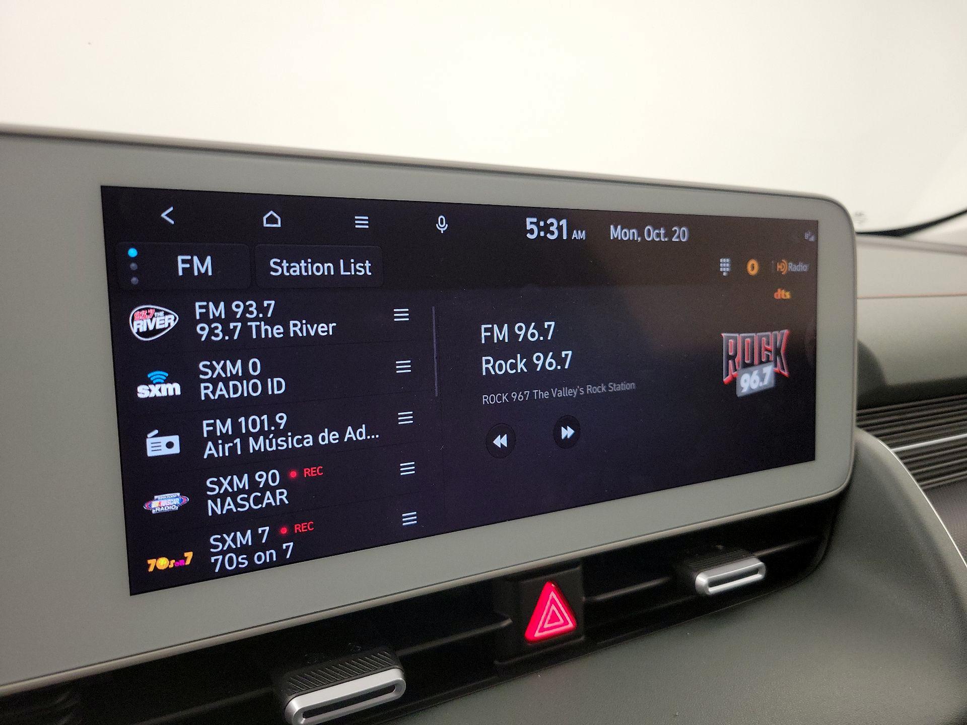 Thumbnail: 2023 Hyundai Ioniq 5 - 16