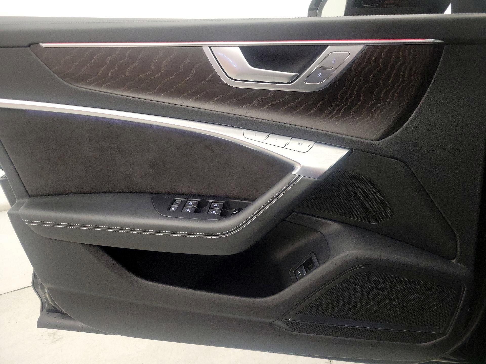 Thumbnail: 2021 Audi A6 - 12