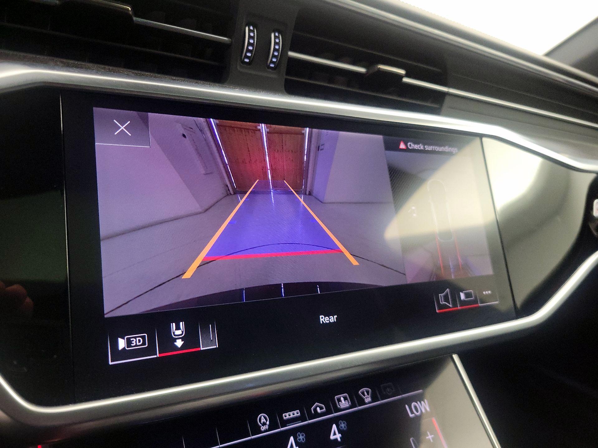 Thumbnail: 2021 Audi A6 - 15