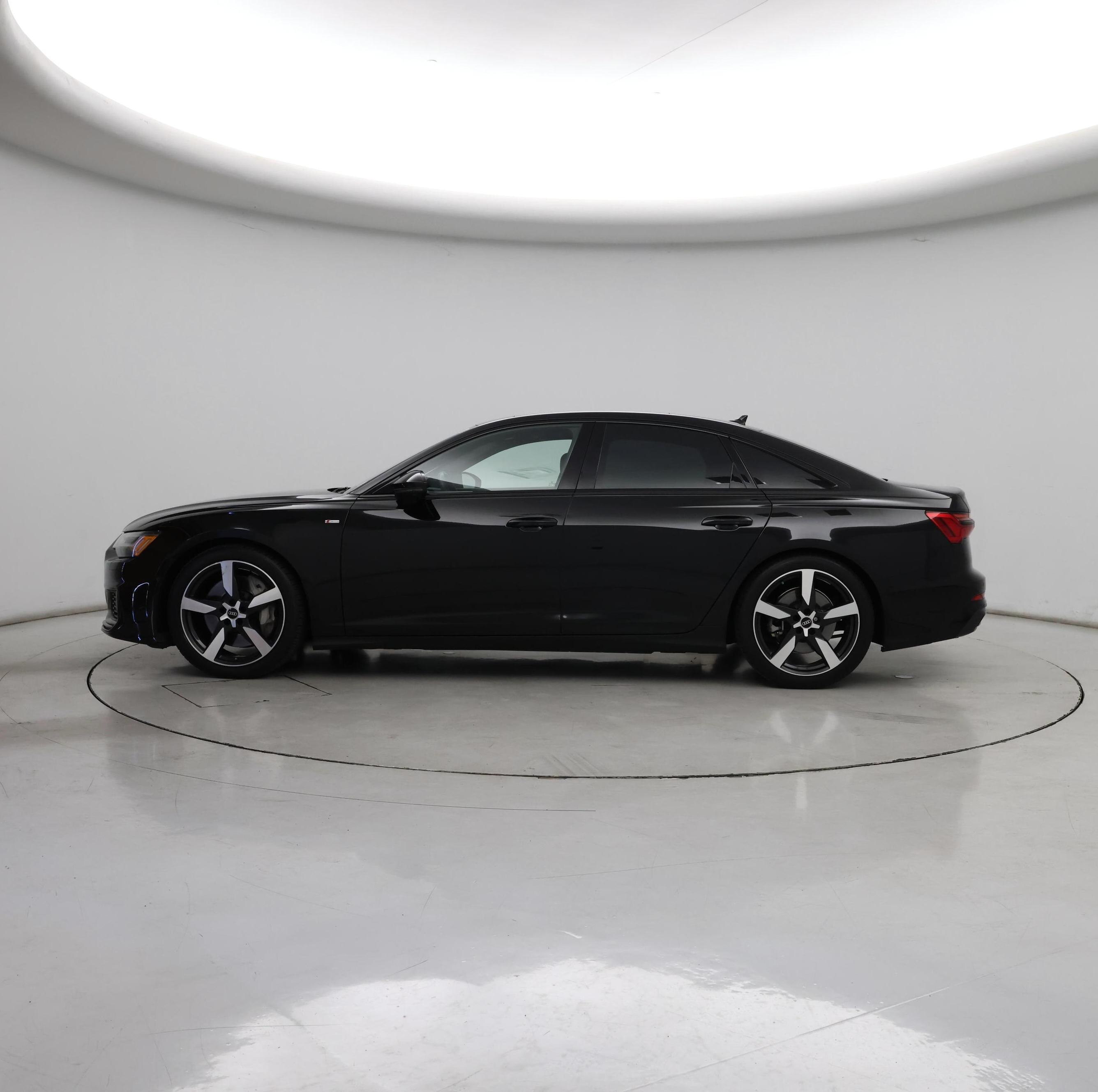Thumbnail: 2021 Audi A6 - 3