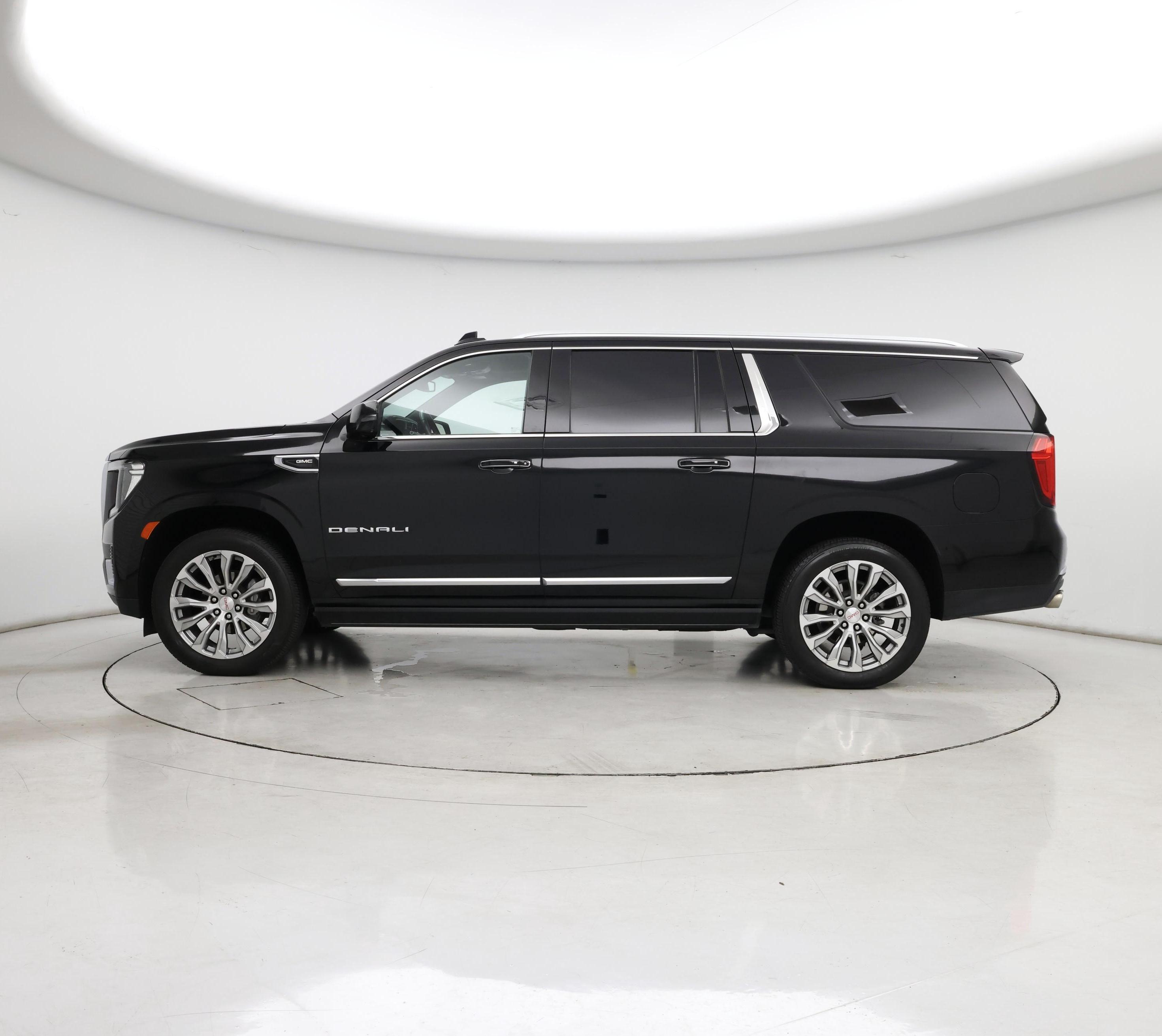 Thumbnail: 2023 GMC Yukon XL - 3