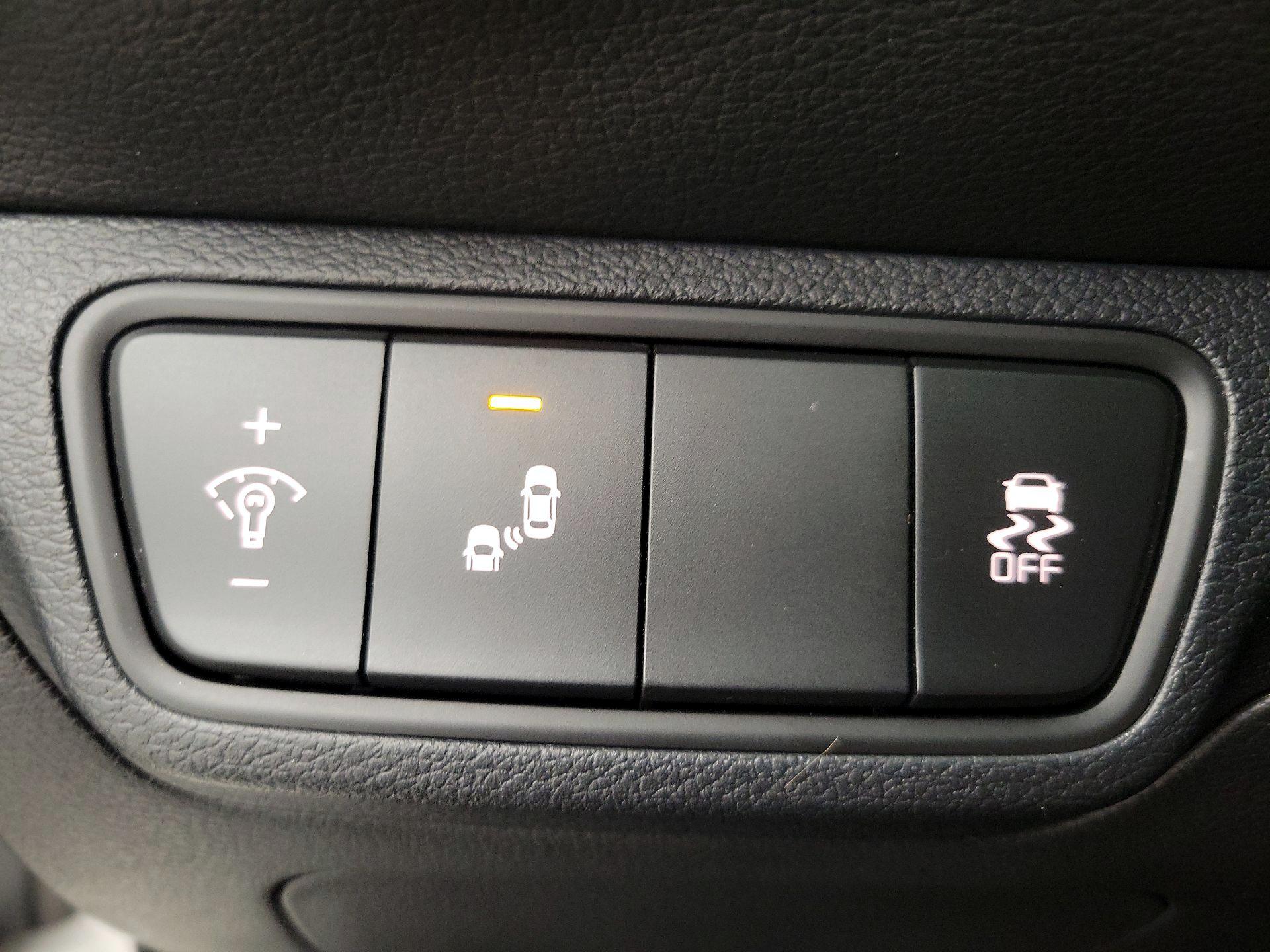 Thumbnail: 2024 Kia Forte - 13