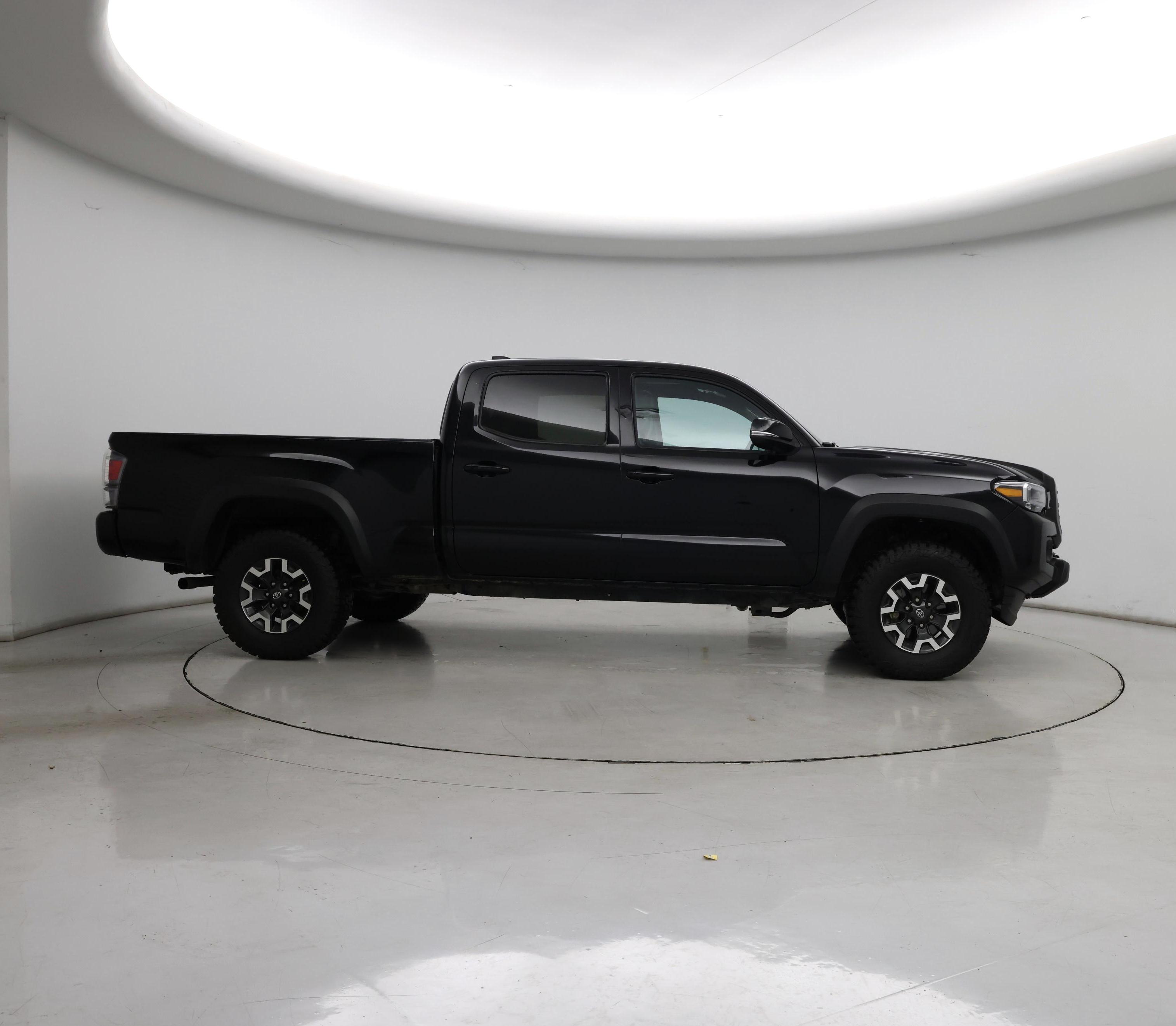 Thumbnail: 2021 Toyota Tacoma - 7