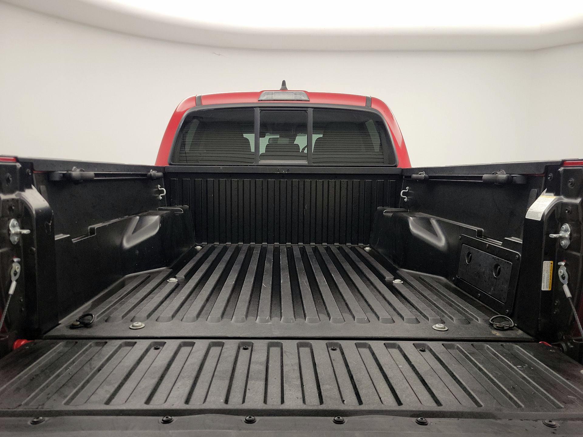 Thumbnail: 2023 Toyota Tacoma - 20