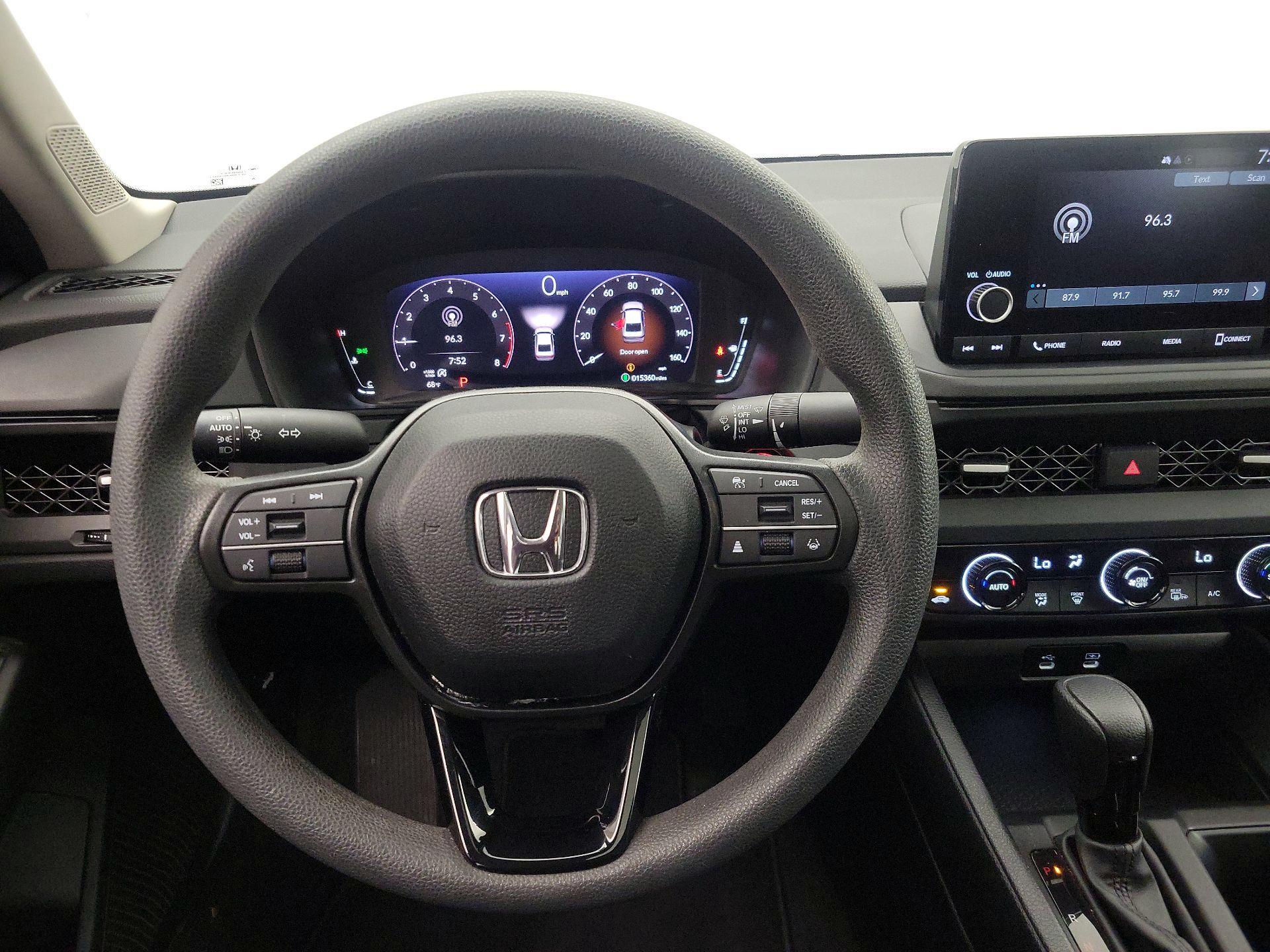 Thumbnail: 2023 Honda Accord - 10