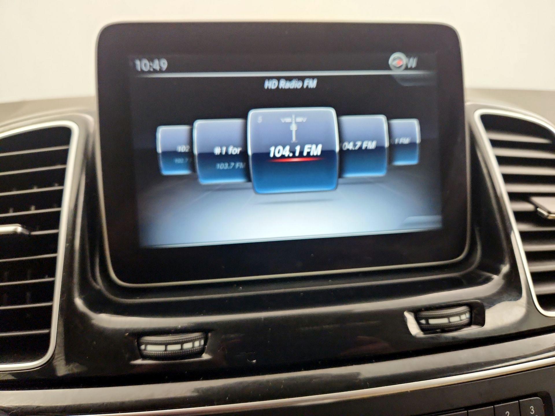 Thumbnail: 2018 Mercedes-Benz GLE - 15